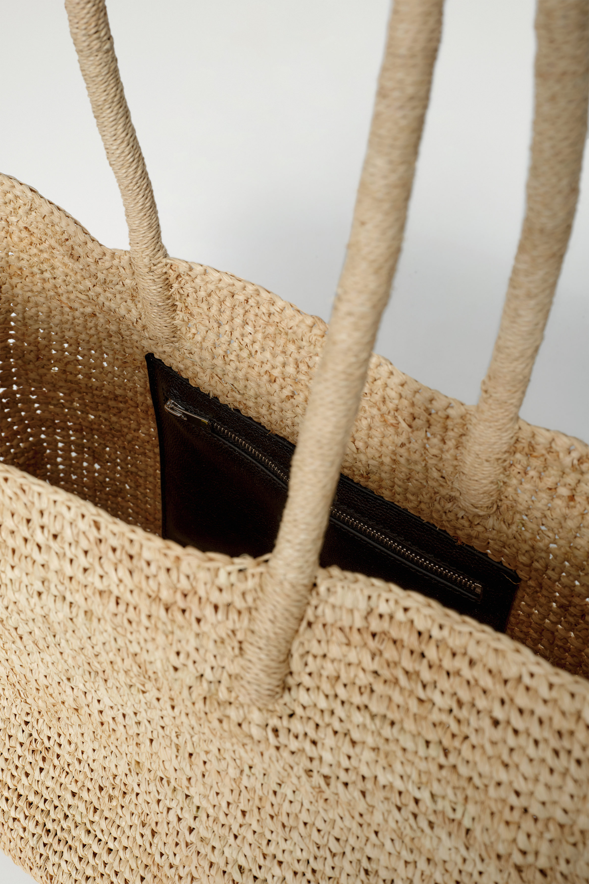 HAND-WOVEN TOTE BAG - RAFFIA - BEIGE | COS