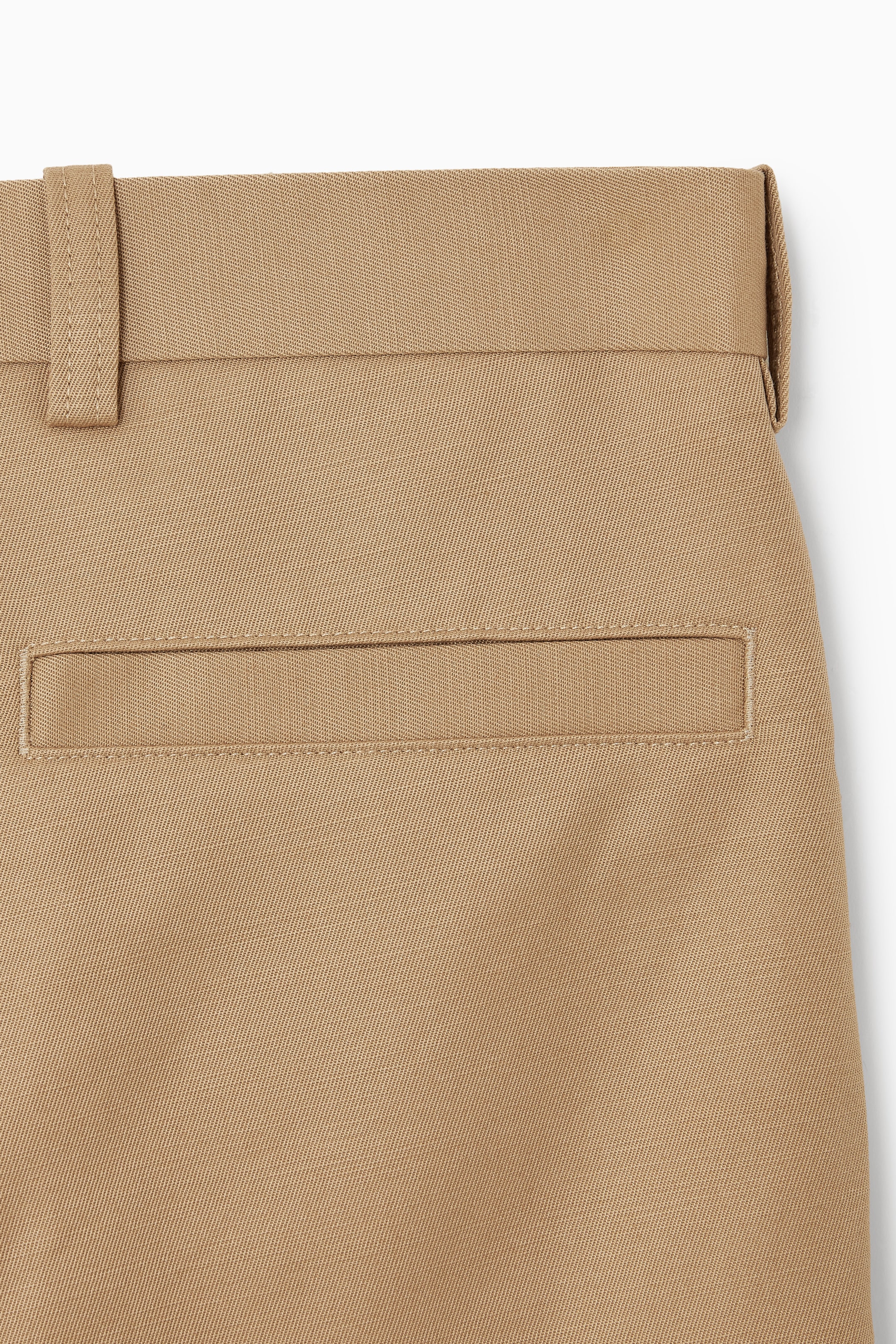 View larger image: RELAXED PLEATED COTTON WIDE-LEG TROUSERS - BEIGE - Men | H&M GB 3