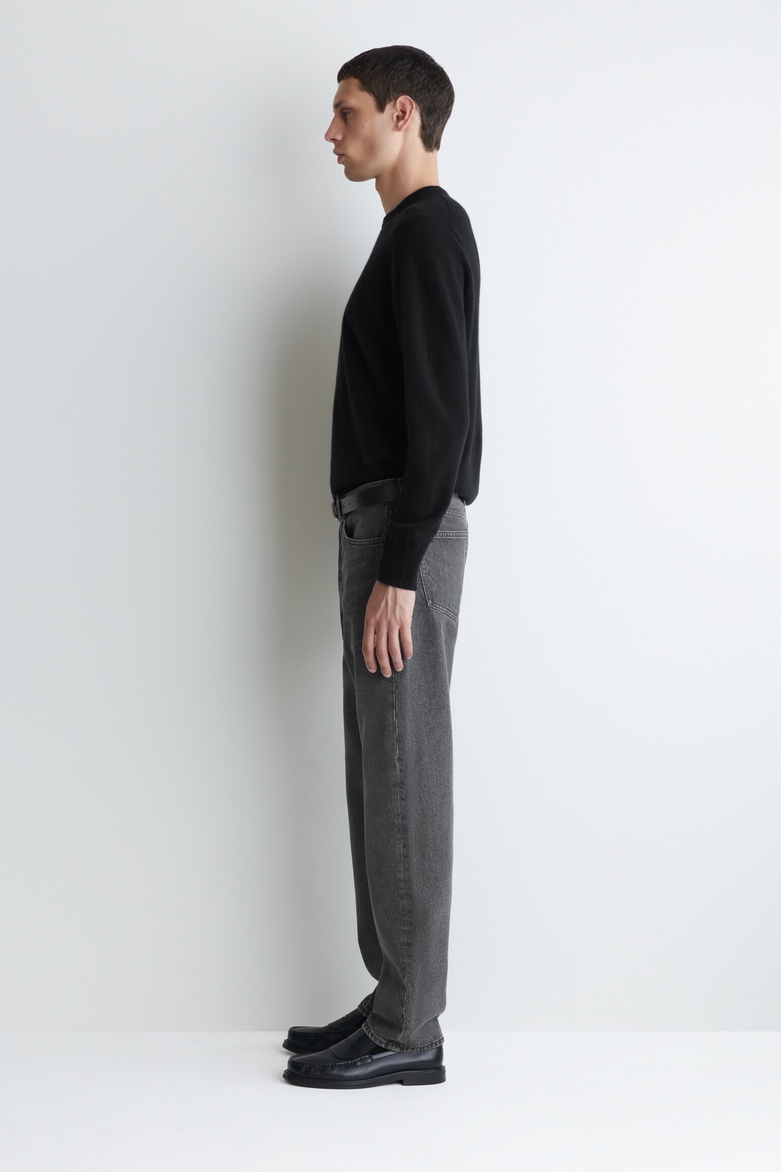 SIGNATURE JEANS MIT GERADEM BEIN - SCHWARZE WASCHUNG/Dunkelblau - 7