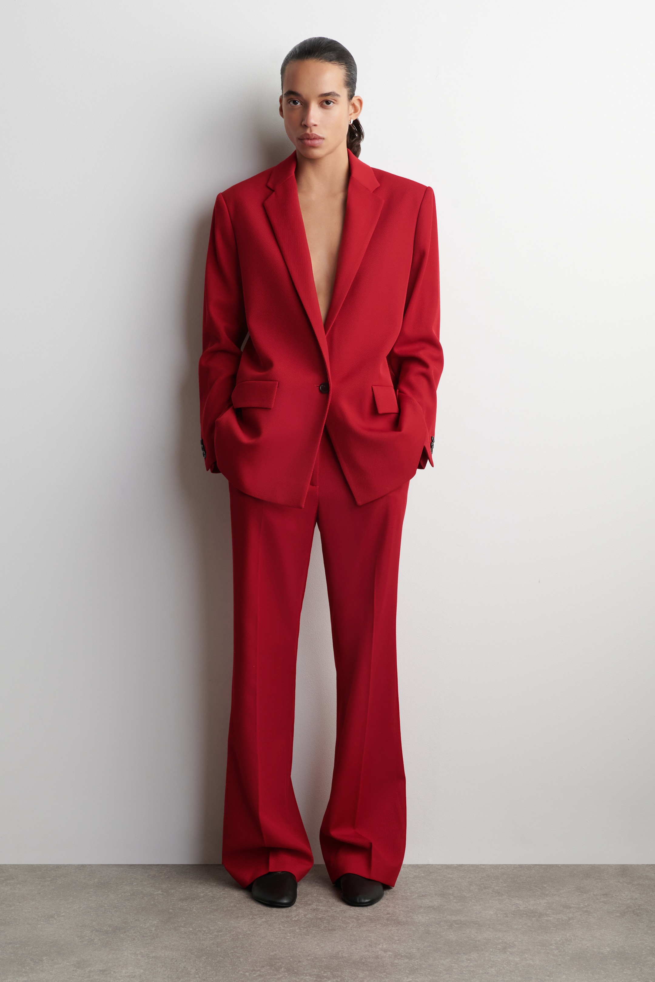 View larger image: SINGLE-BREASTED WOOL-BLEND BLAZER - RED - Ladies | H&M GB 1