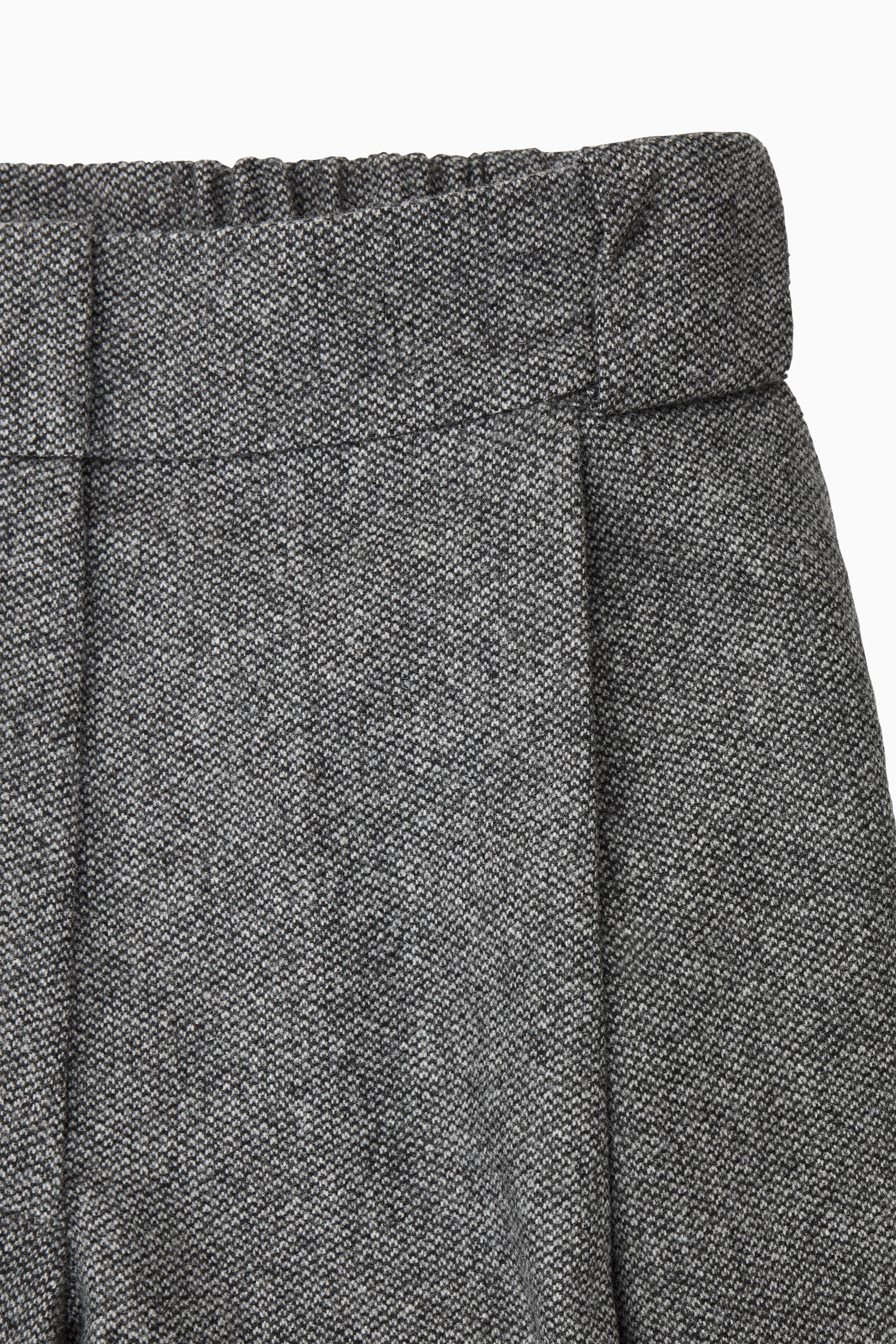 Ingrandisci l'immagine: REGULAR WOOL-FLANNEL WIDE-LEG CULOTTES - WHITE / BLACK - DONNA | H&M CH 2