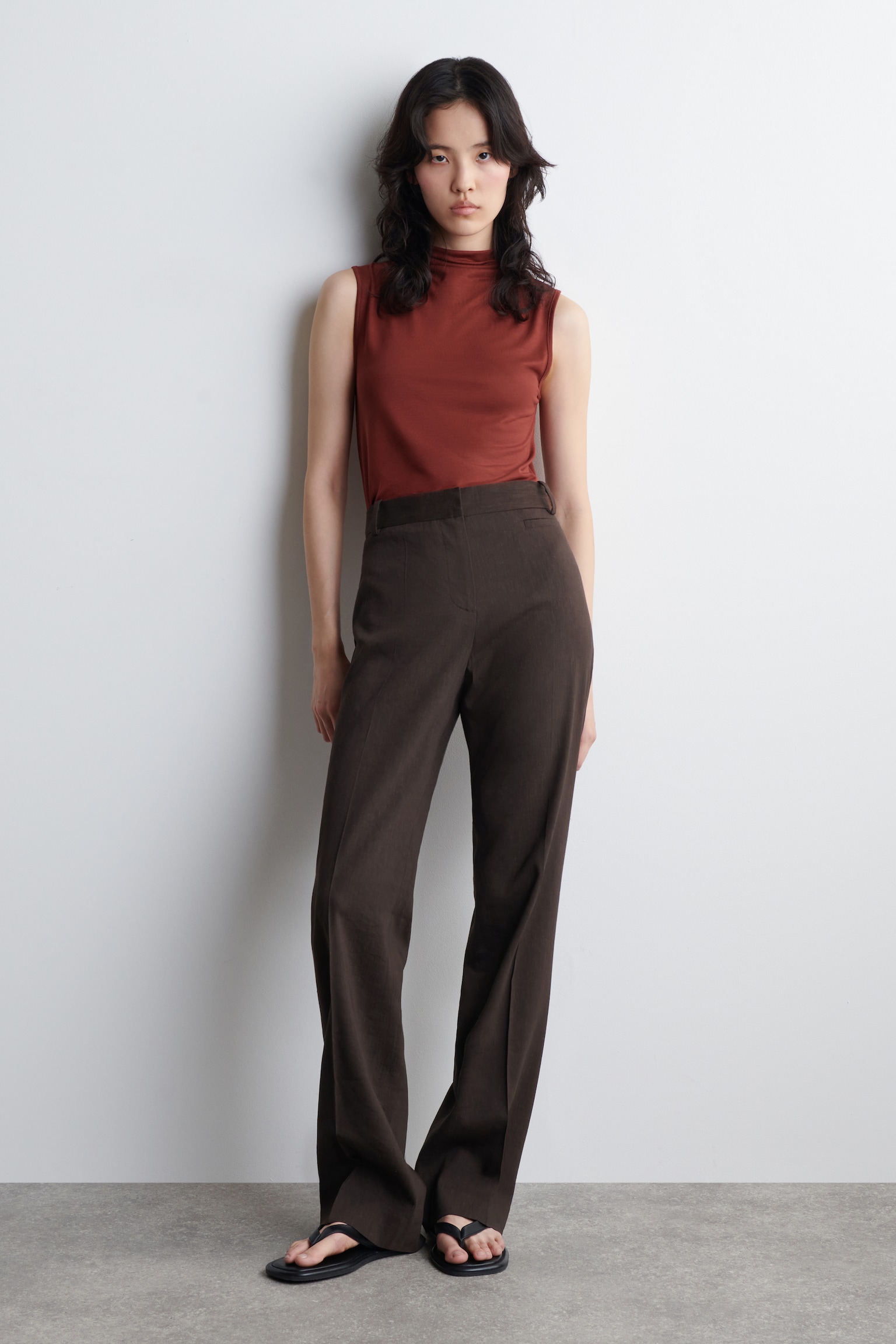 DRAPED TURTLENECK TANK TOP - DARK RED/DARK BROWN - 5