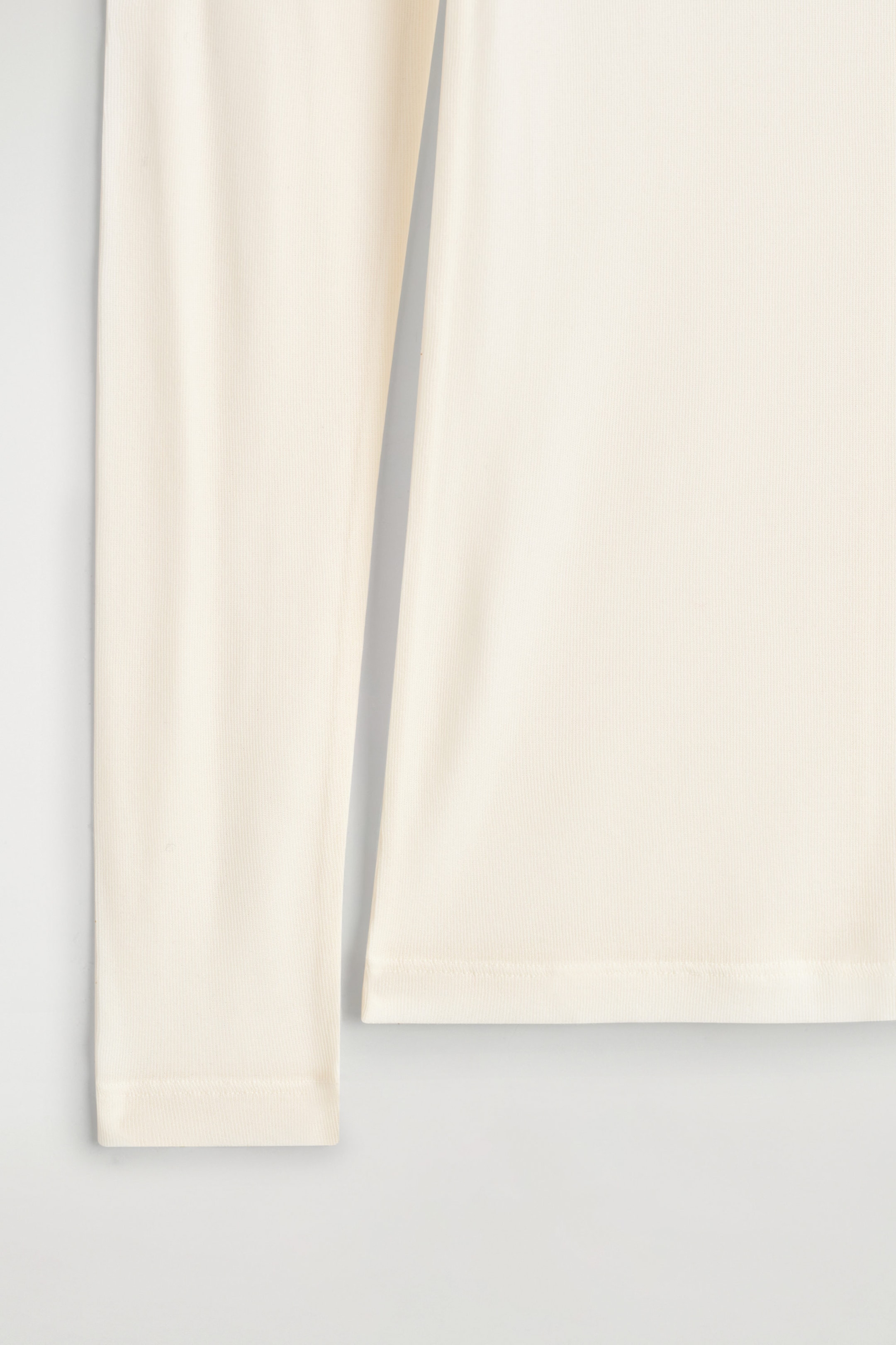 StillMedia/DescriptiveDetail