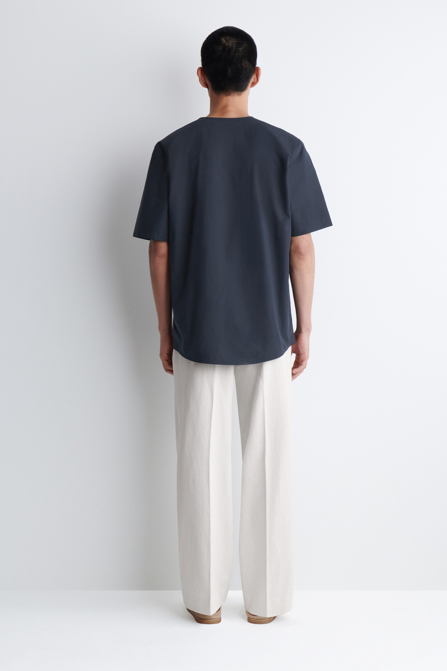 CHEMISE SANS COL EN COTON PIMA - BLEU MARINE/BLANC - 4