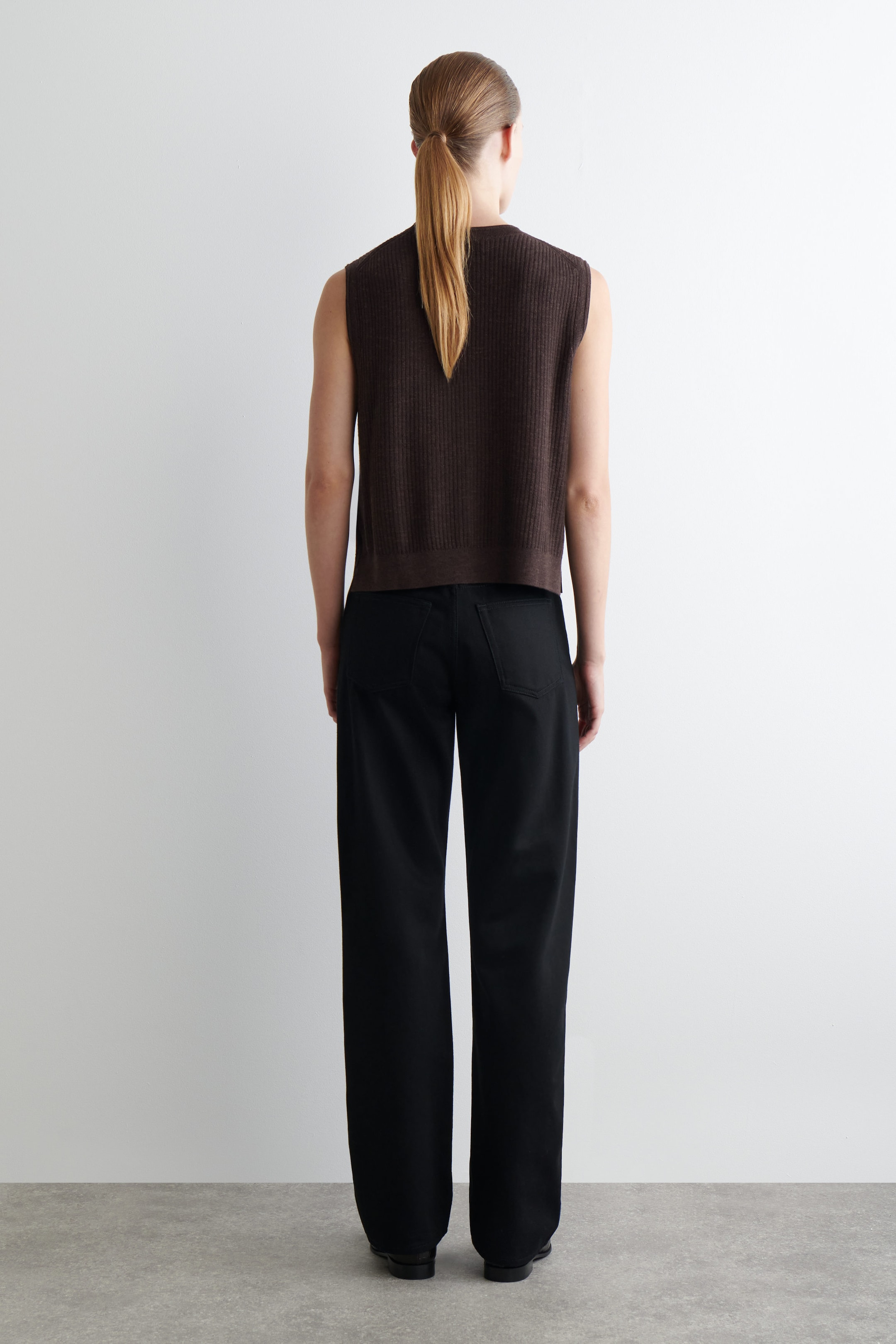 REPRISE STRAIGHT-LEG JEANS