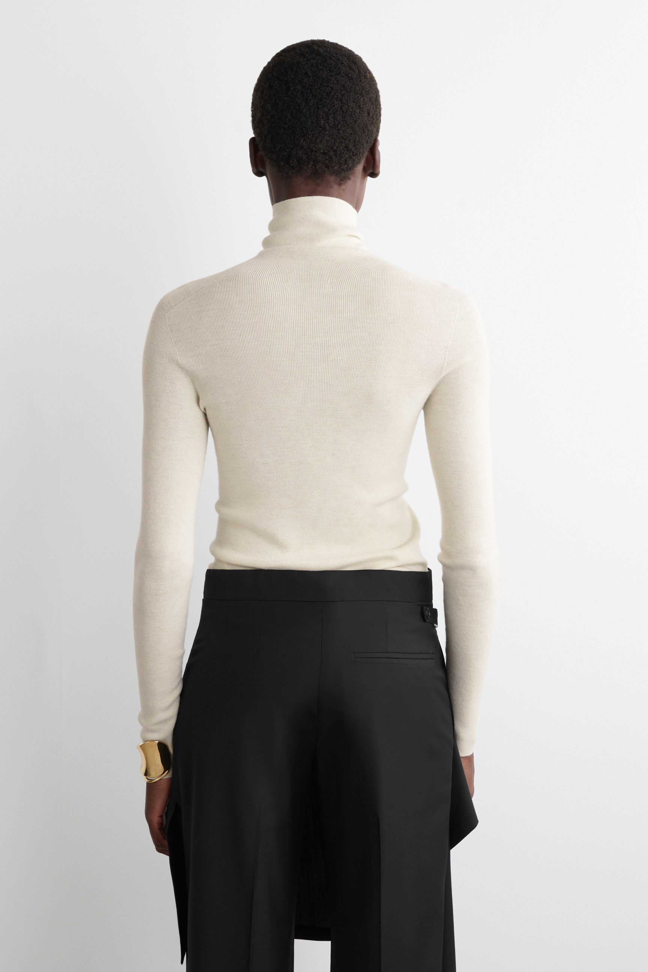 View larger image: SPARKLY SEAMLESS WOOL TOP - CREAM - Ladies | H&M GB 4