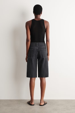 CHORD STRAIGHT-LEG DENIM SHORTS — BLACK 3