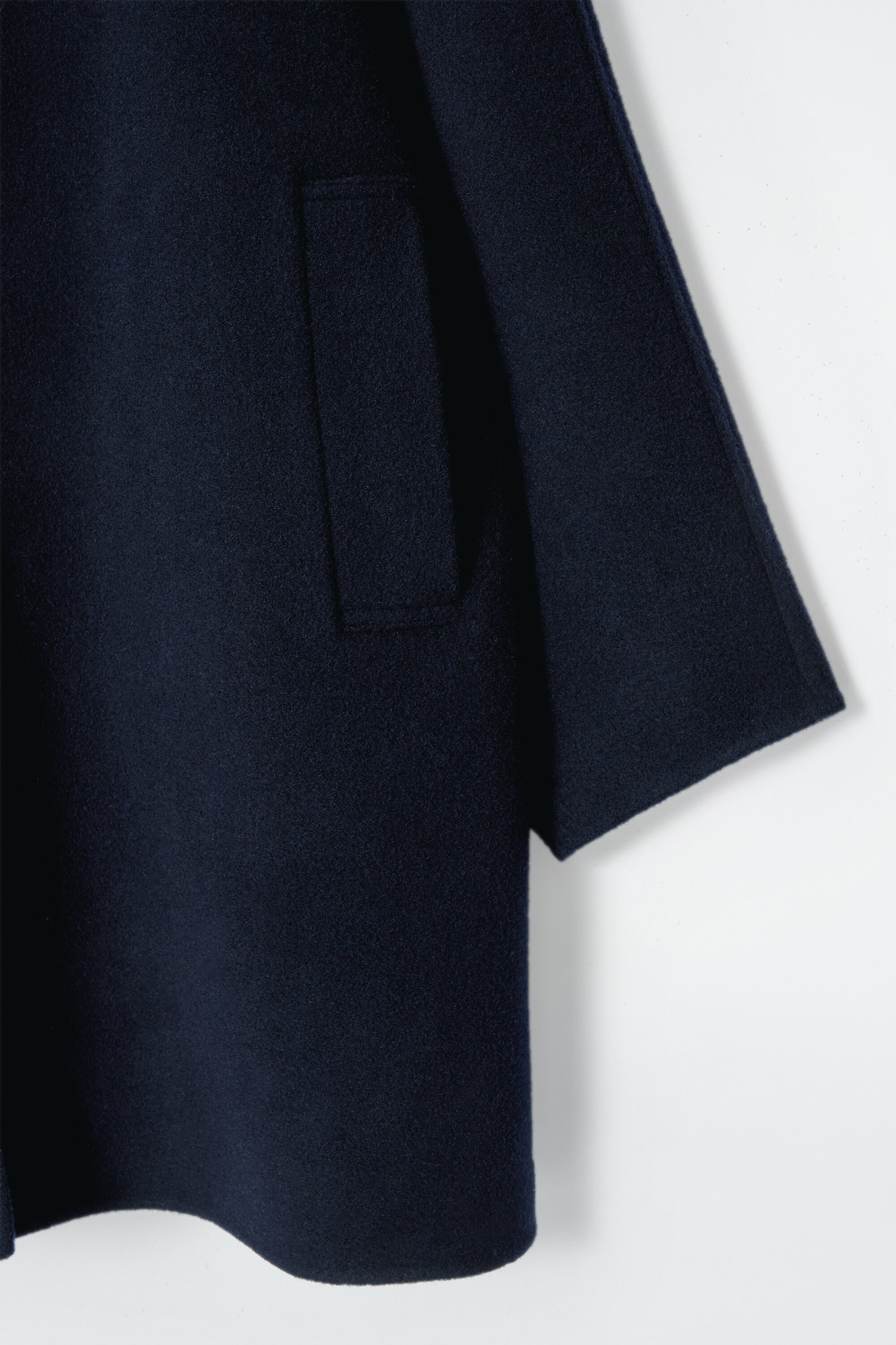 OVERSIZED DOUBLE-FACED WOOL COAT - NAVY | COS US