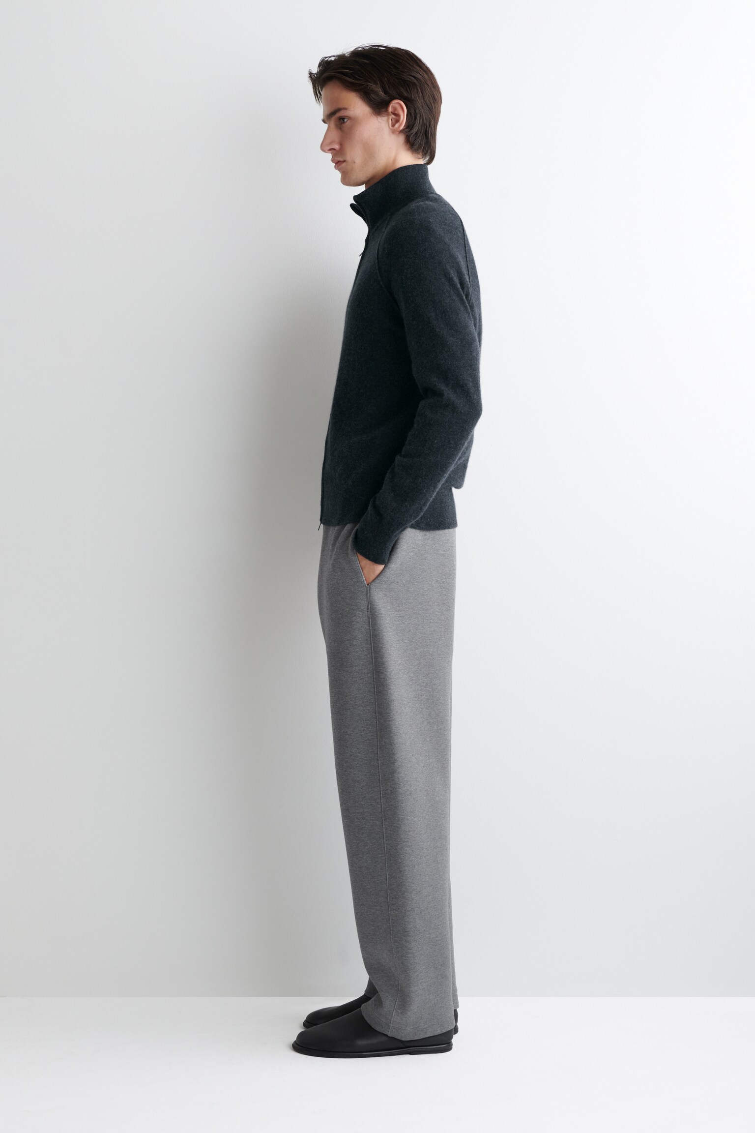 SCUBA BARREL-LEG JOGGERS - GREY MÉLANGE/BLACK - 6