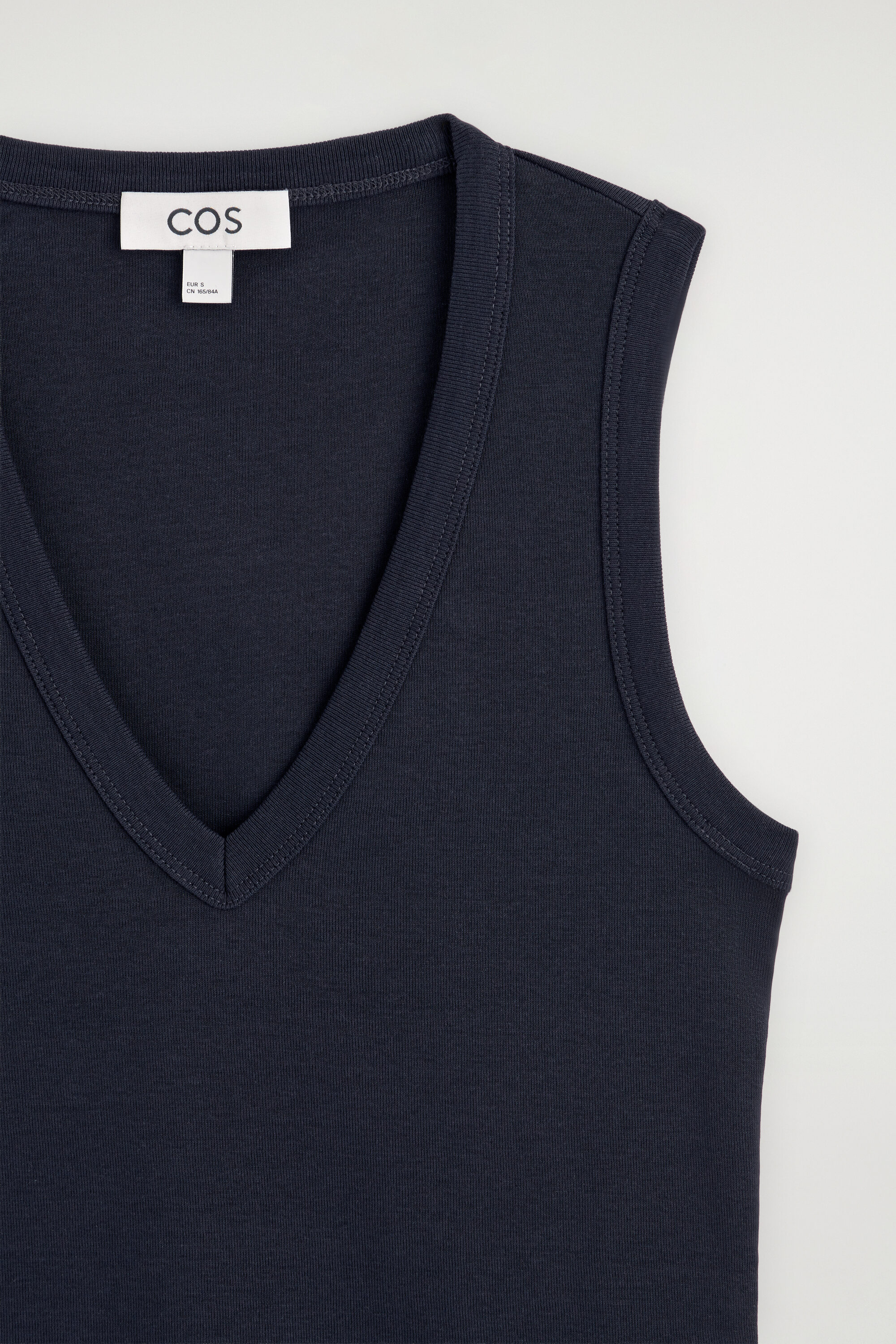 COTTON V-NECK TANK TOP - NAVY | COS US