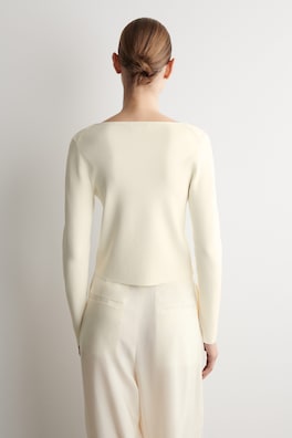 MINIMAL KNITTED V-NECK CARDIGAN — IVORY 5