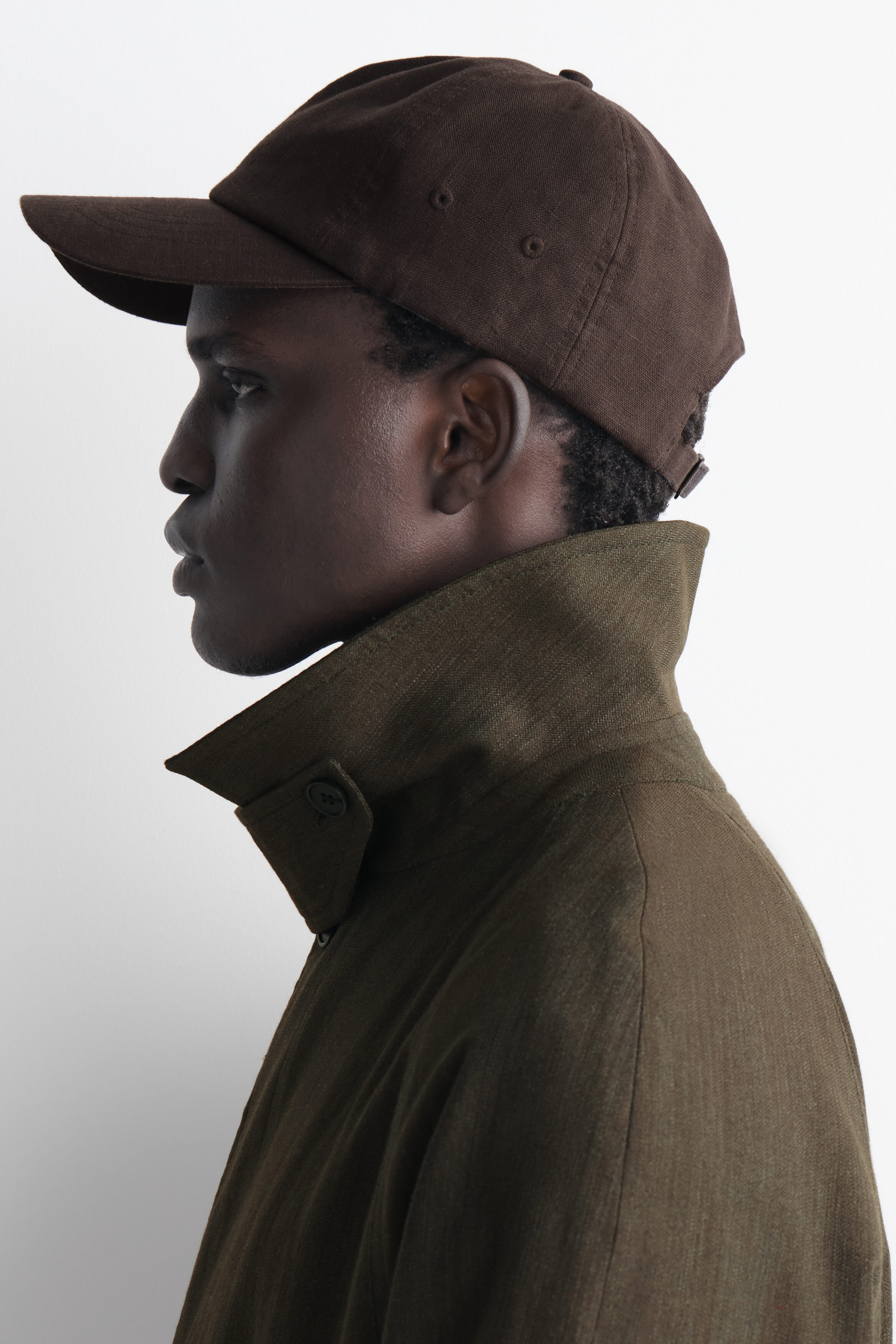 LINEN BASEBALL CAP - DARK BROWN | COS US