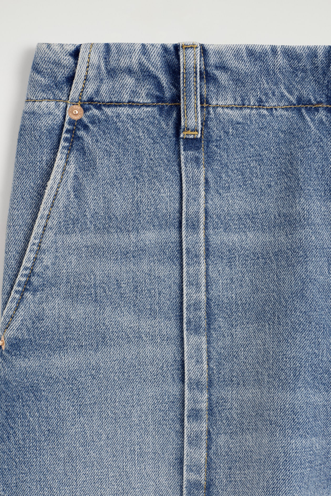 PINTUCKED DENIM CULOTTES — BLUE