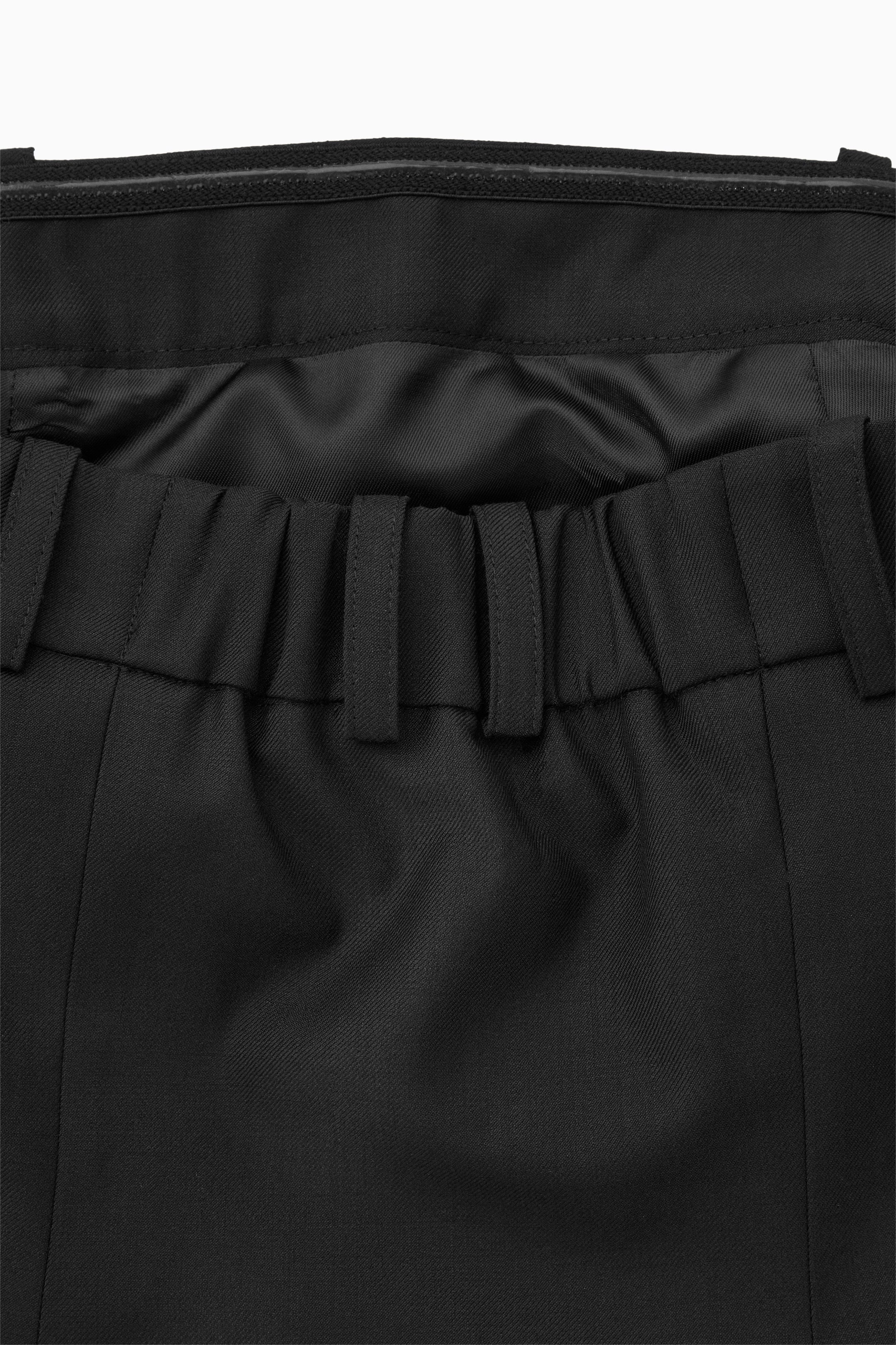 View larger image: DECONSTRUCTED WOOL BUSTIER - BLACK - Ladies | H&M GB 2