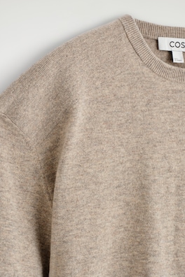 MERINO WOOL CREW-NECK SWEATER — BEIGE MÉLANGE 6
