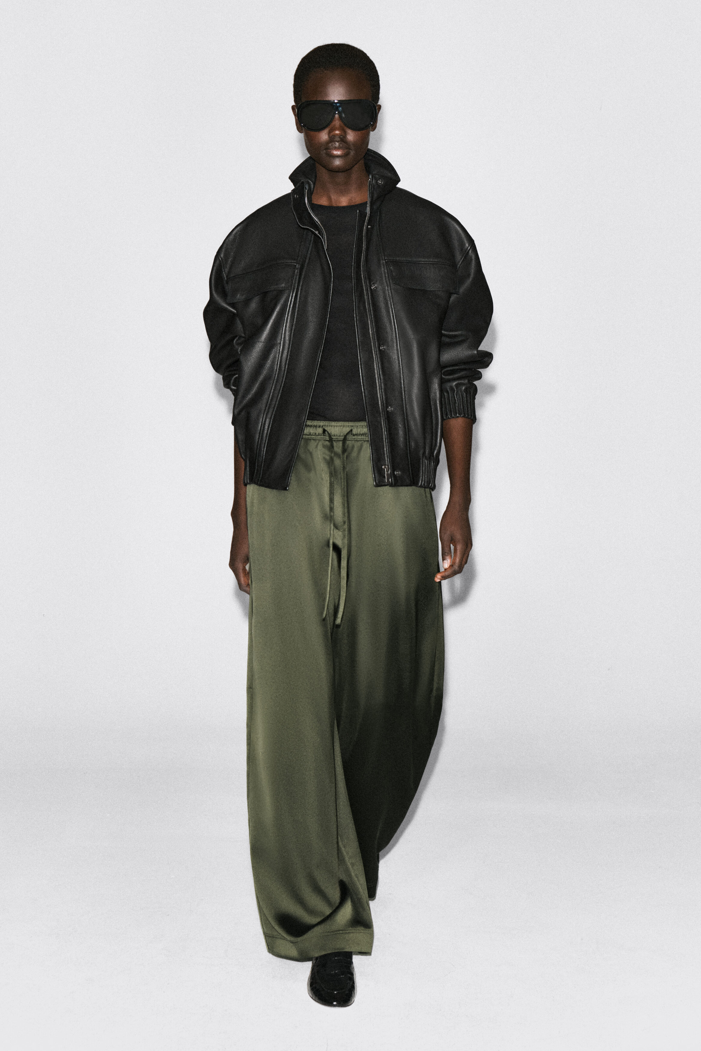 PLEATED SATIN DRAWSTRING PANTS
