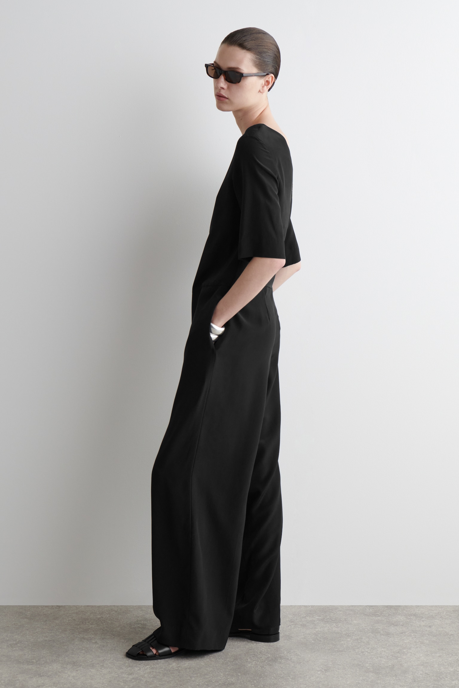 MONO DE CREPÉ DE SEDA - NEGRO - 6