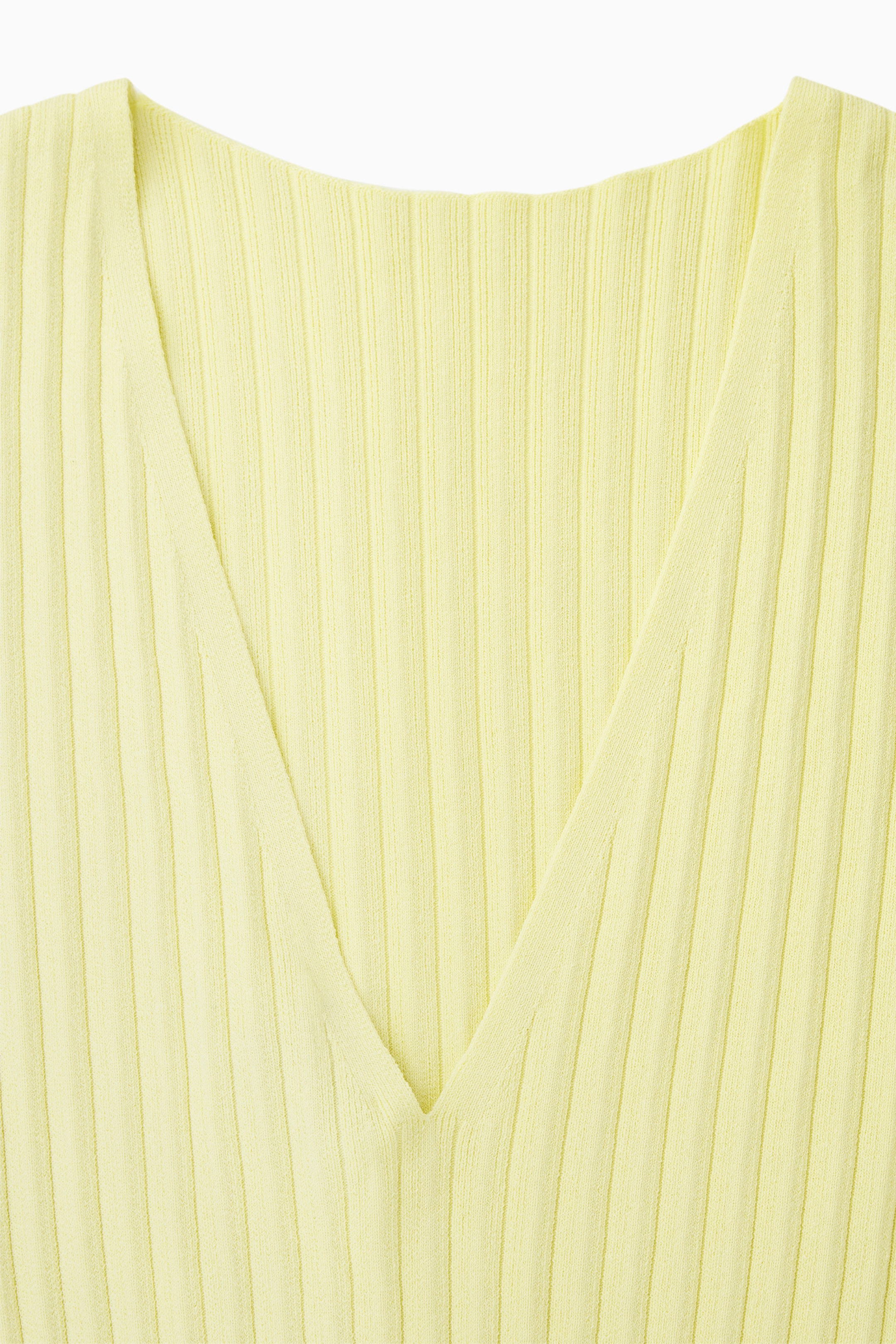 StillMedia/DescriptiveDetail