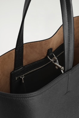 JOURNÉE TOTE BAG - LEATHER — BLACK 3