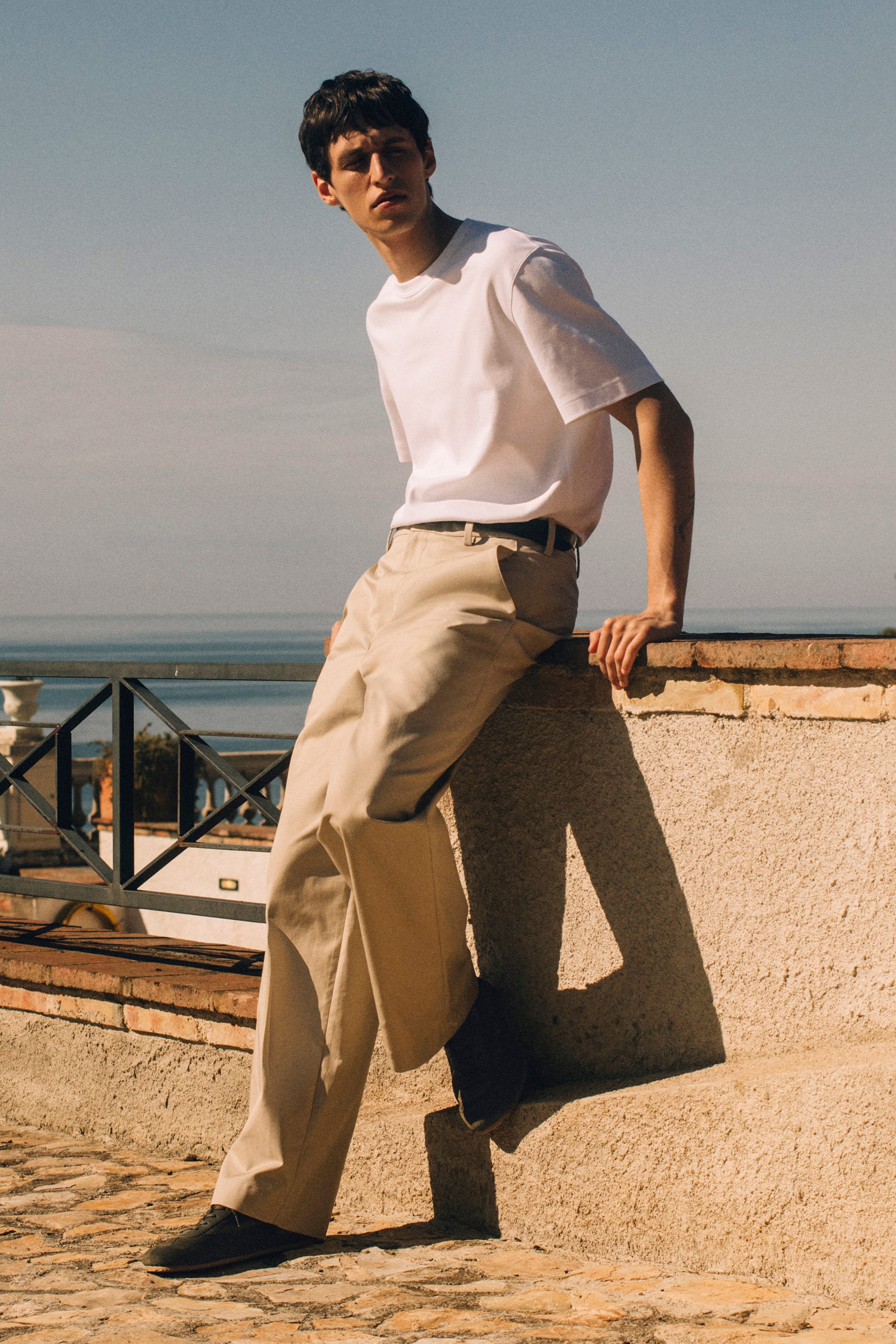 INTERLOCK COTTON CREW-NECK T-SHIRT