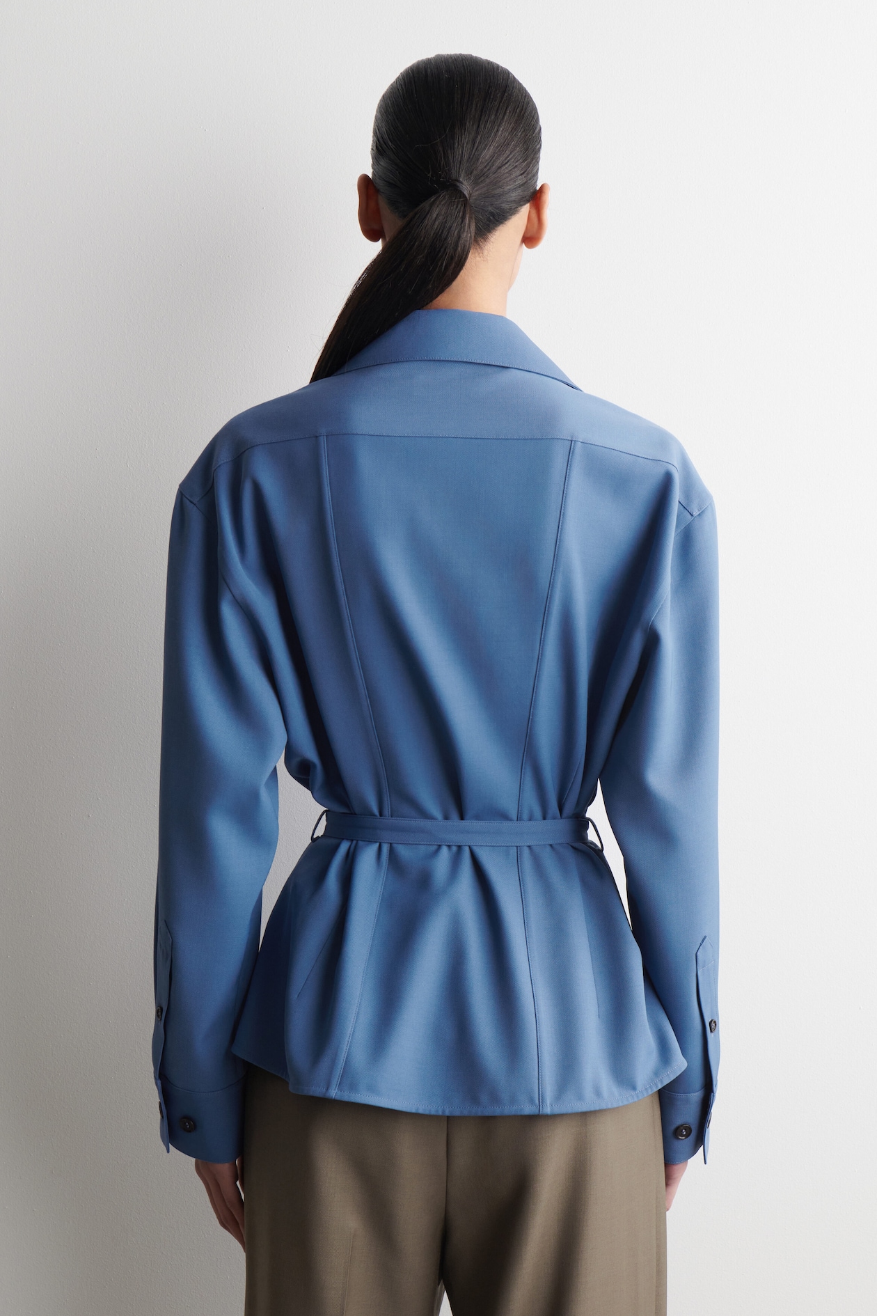 BELTED MERINO WOOL BLEND UTILITY SHIRT — BLUE