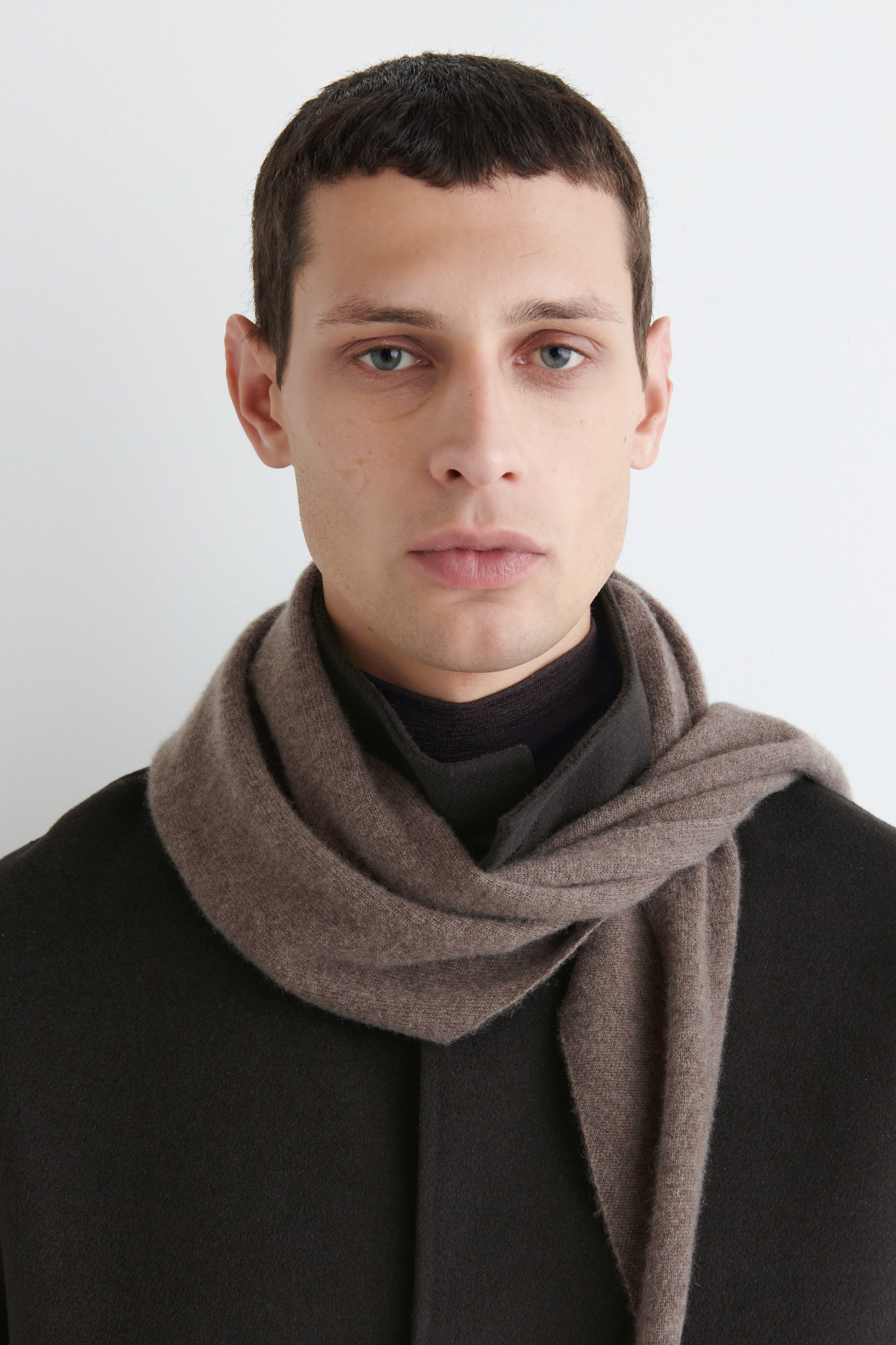 小物 triangle star scarf Arcs-en-Ciel giant triangle | Hermès Mainland China