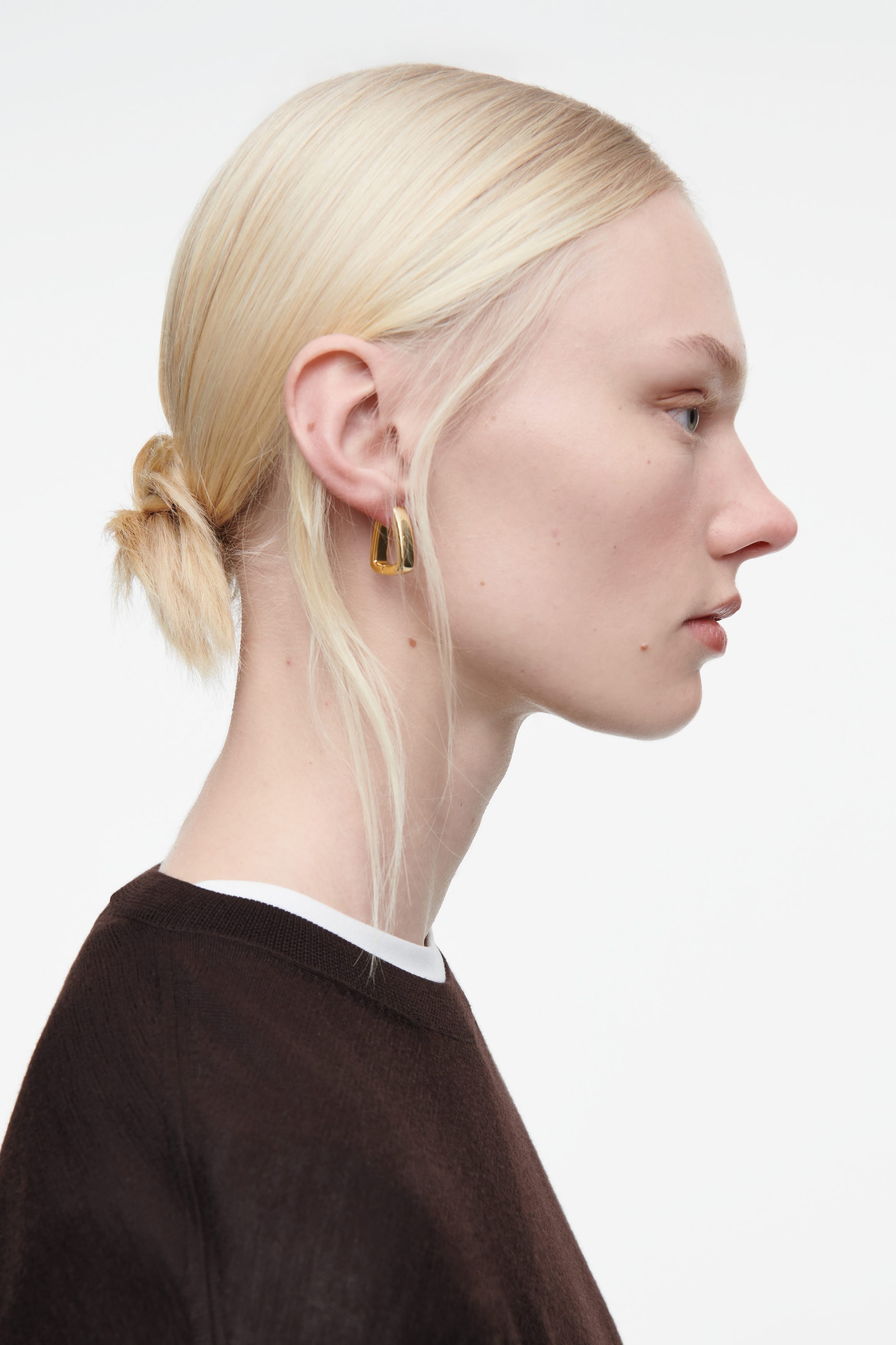 SQUARED HOOP EARRINGS