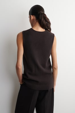 WOOL V-NECK TUNIC VEST — BROWN 4