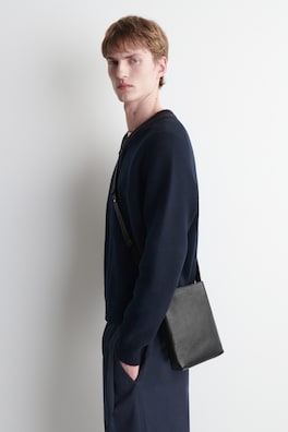 CITY CROSSBODY BAG - GRAINED LEATHER — BLACK 2