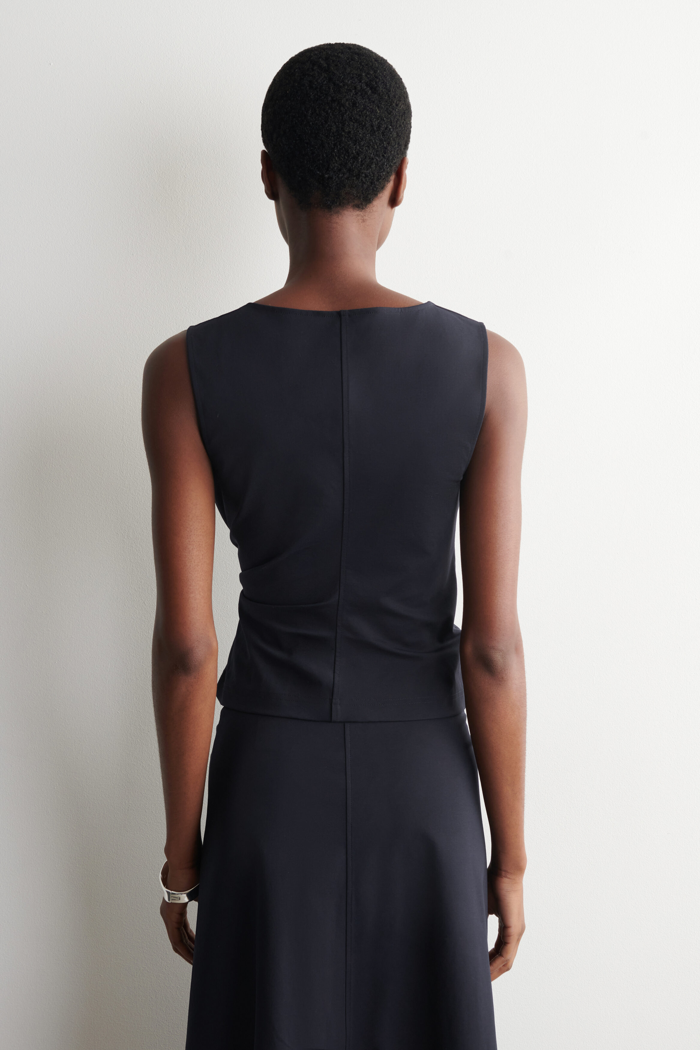 TWIST-DETAIL JERSEY TOP - NAVY | COS CA
