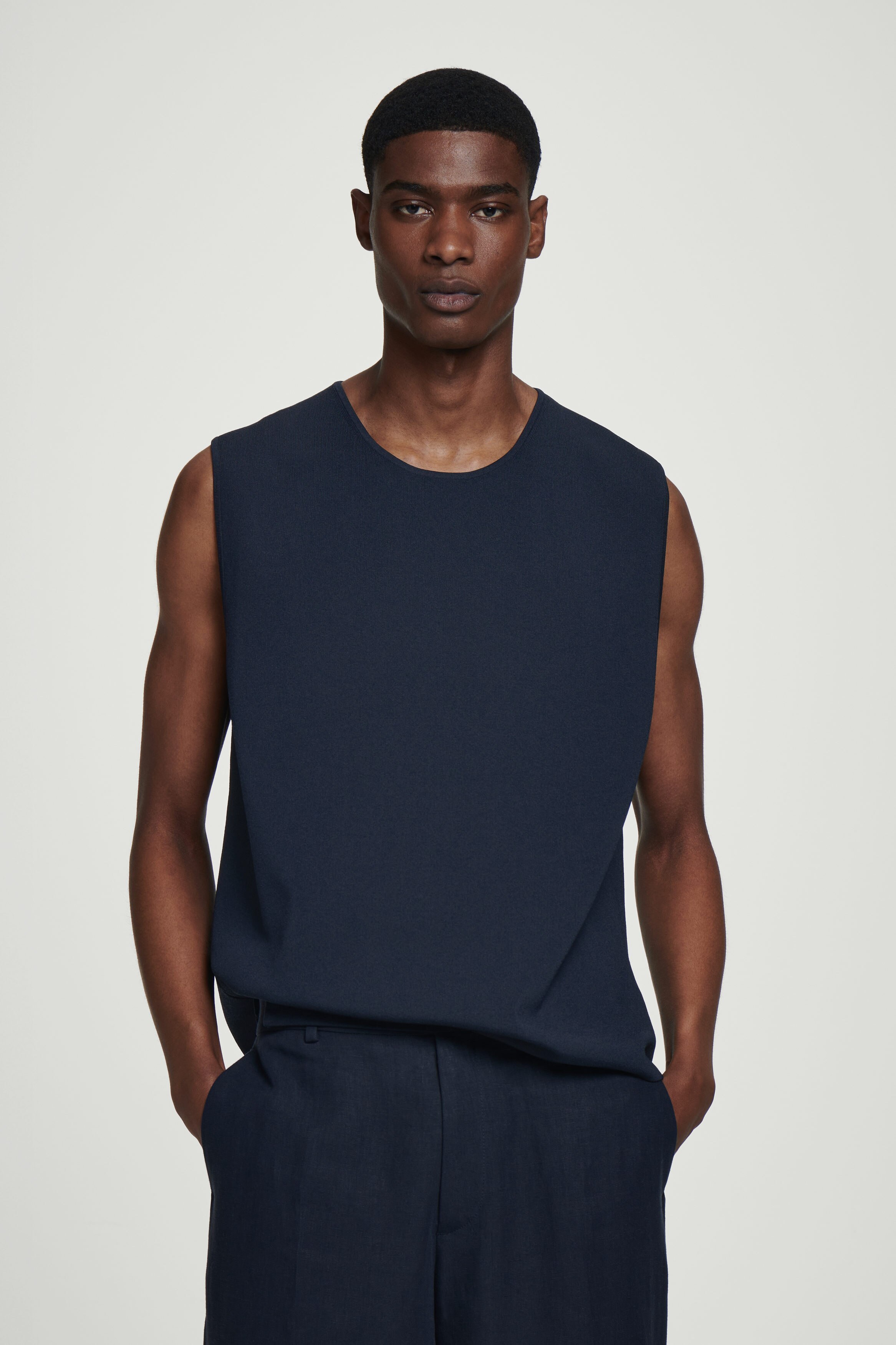 トップス CFCL POTTERY CUPRO SLEEVELESS TOP NAVY POTTERY SLEEVELESS TOP