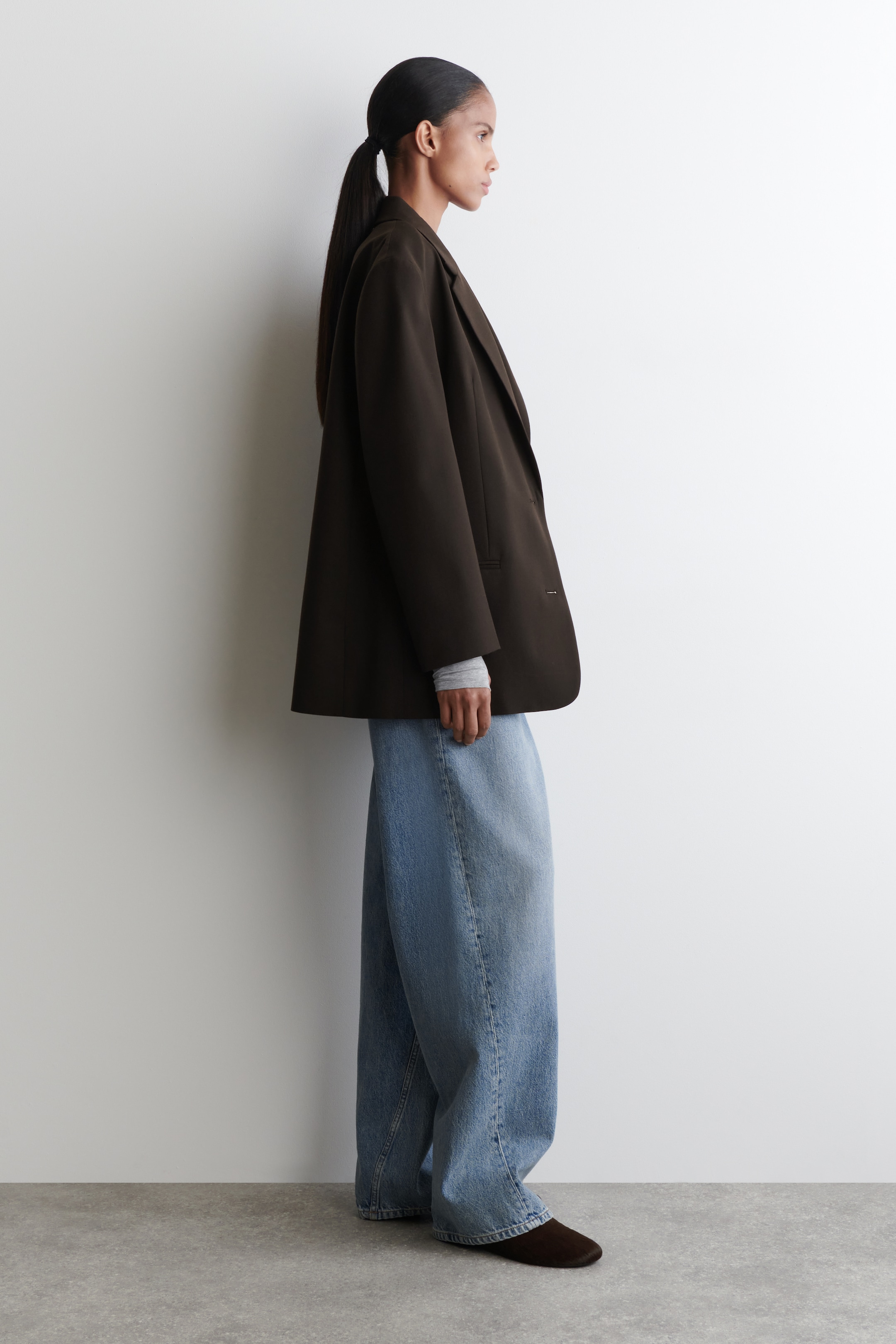 Ingrandisci l'immagine: PONY HAIR MULES - DARK BROWN - DONNA | H&M CH 3