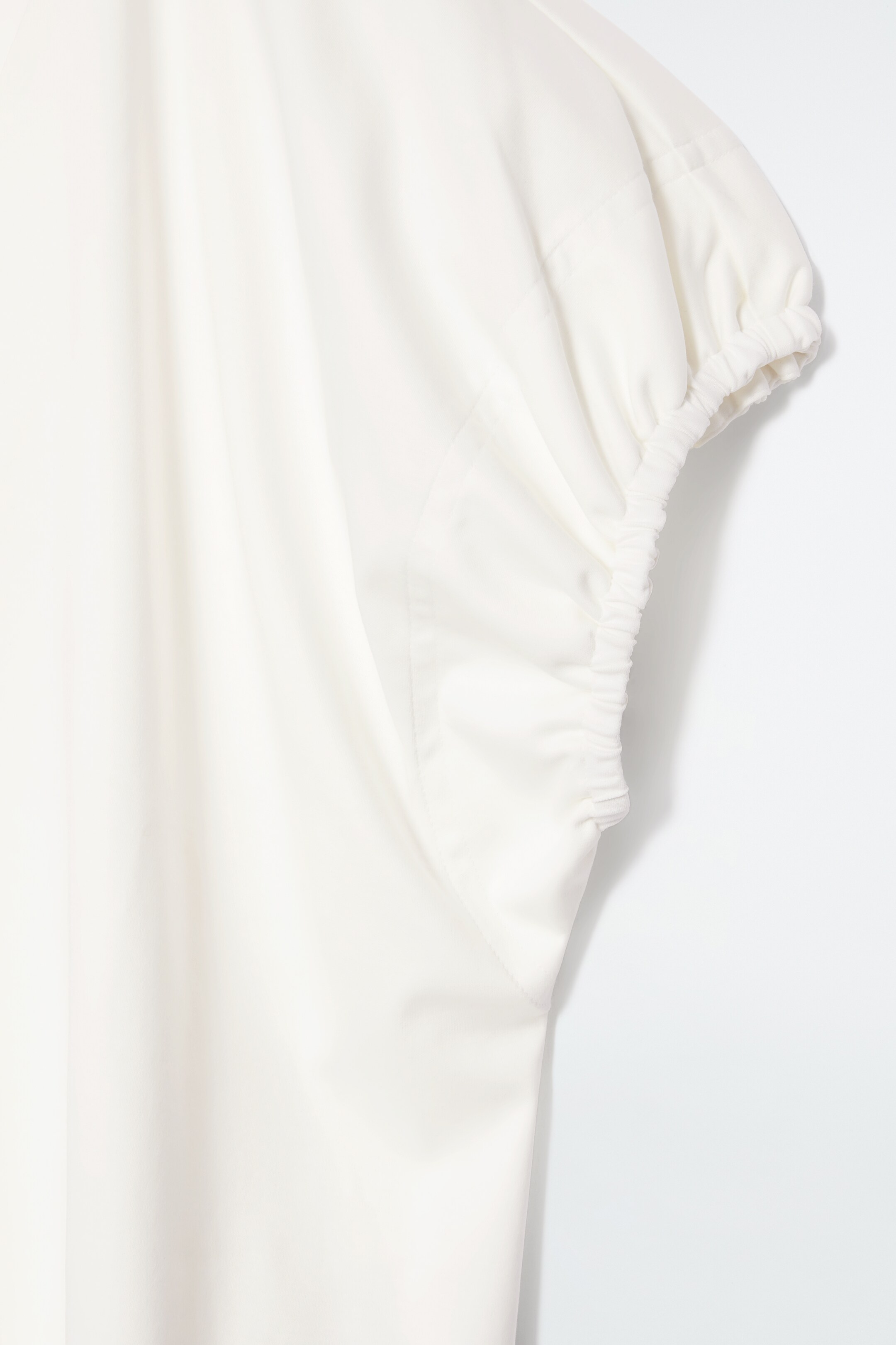 Agrandir l'image: BLOUSE FRONCÉE EN COTON - BLANC - FEMME | H&M CH 2