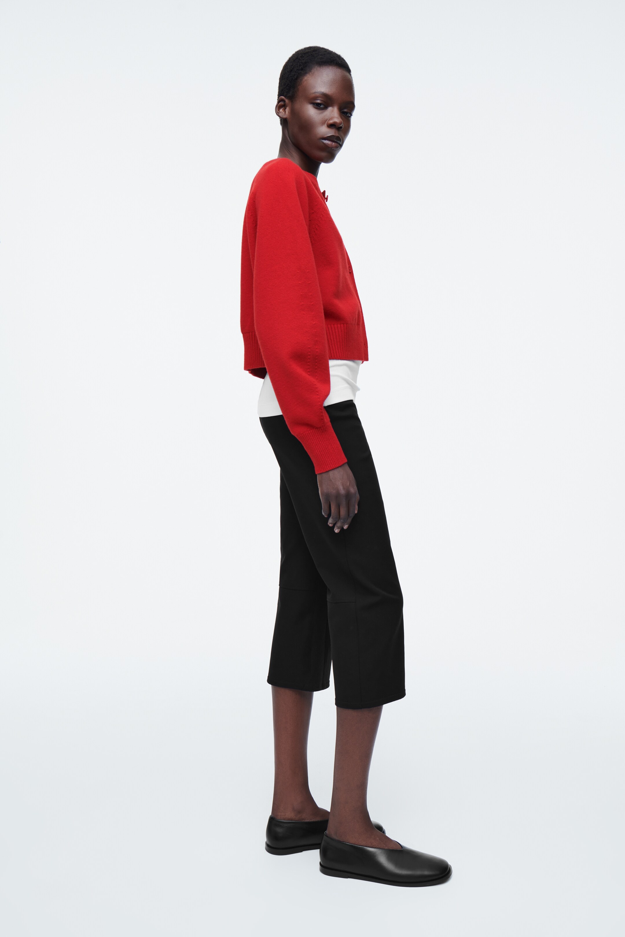 Agrandir l'image: CARDIGAN COURT EN LAINE - ROUGE - FEMME | H&M BE 3