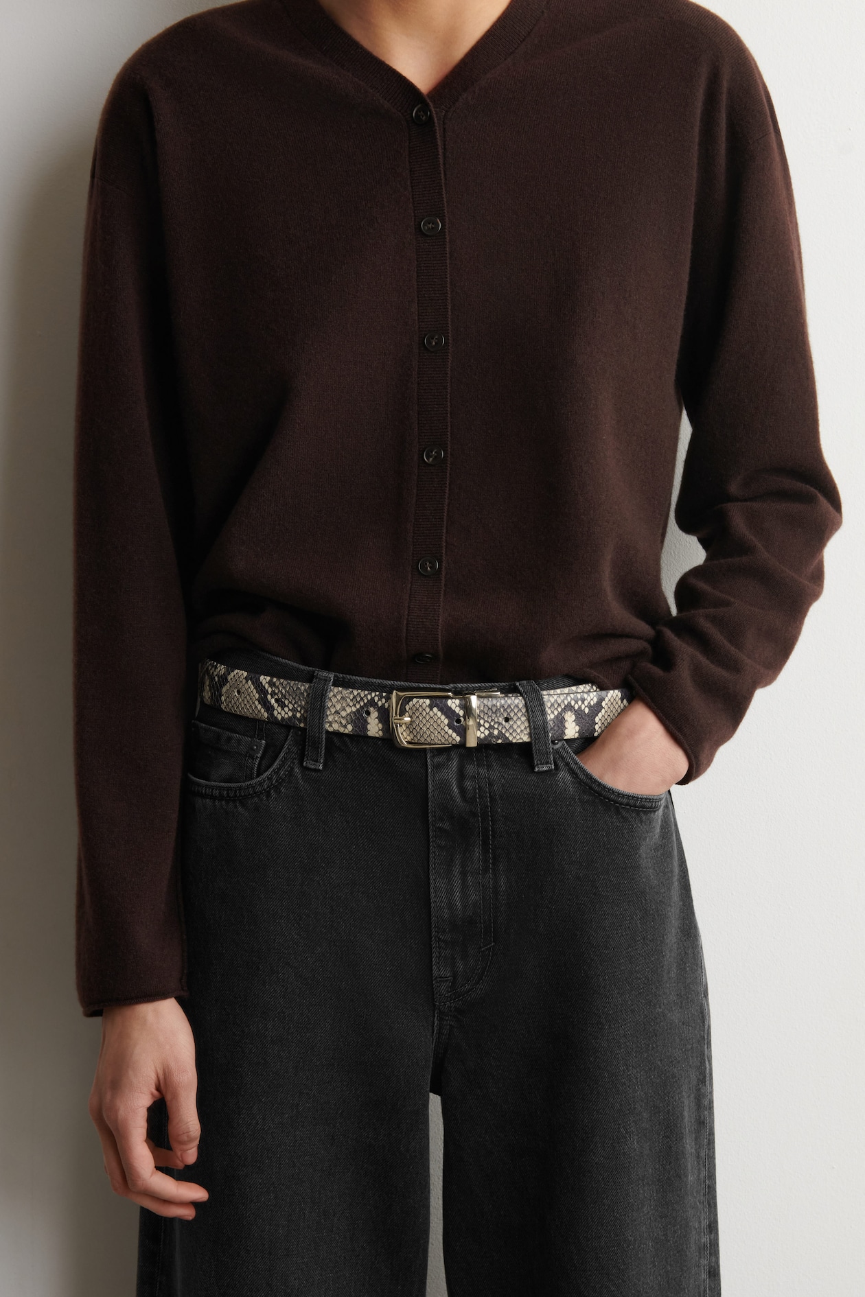 REVERSIBLE LEATHER BELT — SNAKESKIN EFFECT / BLACK