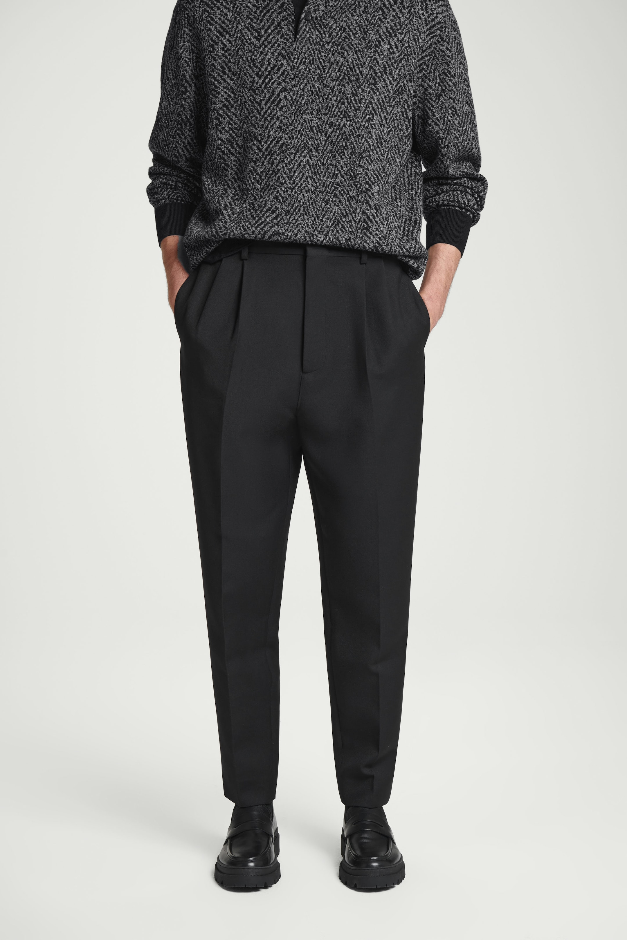 SLIM CIGARETTE PANTS