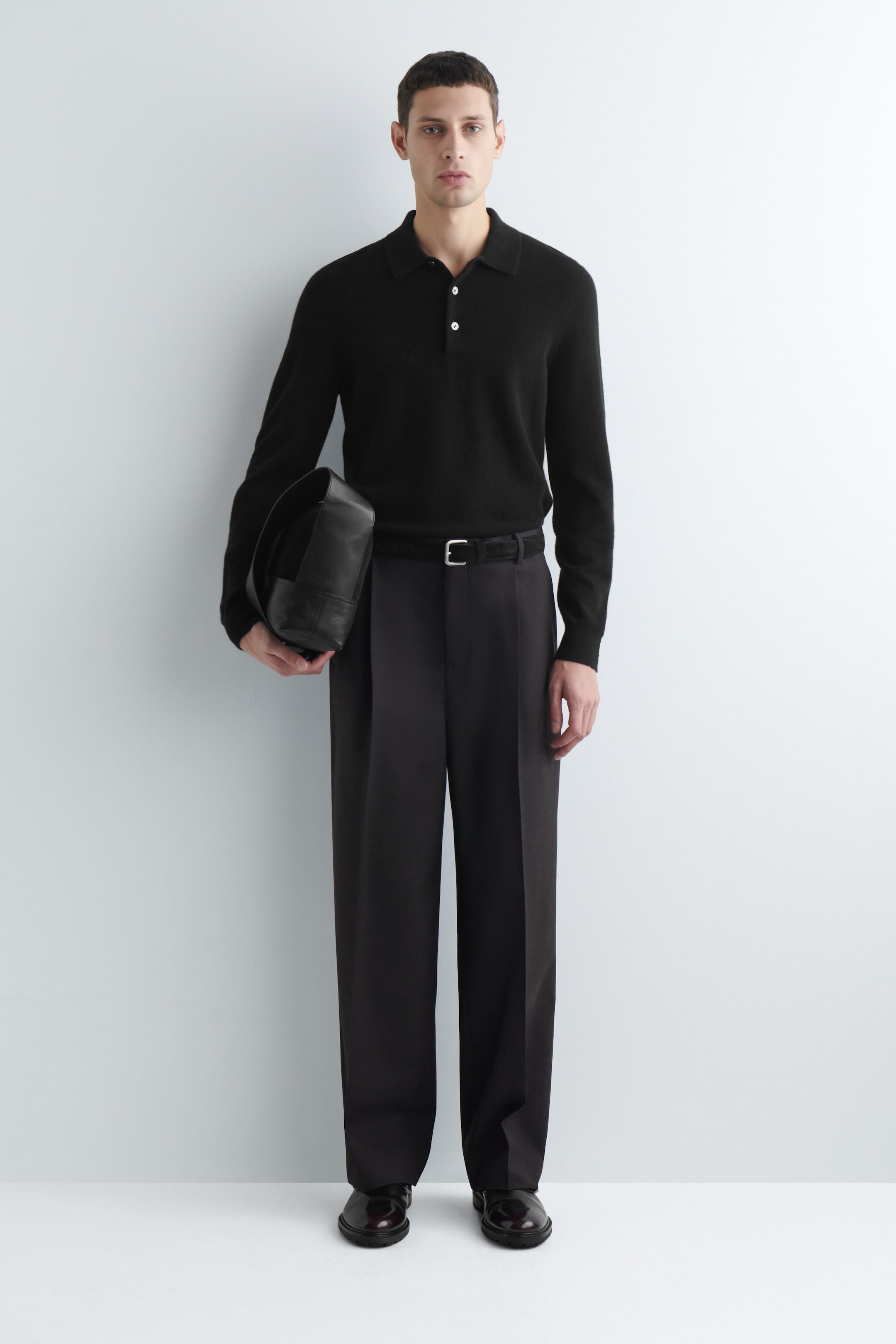 PLEATED WOOL TROUSERS