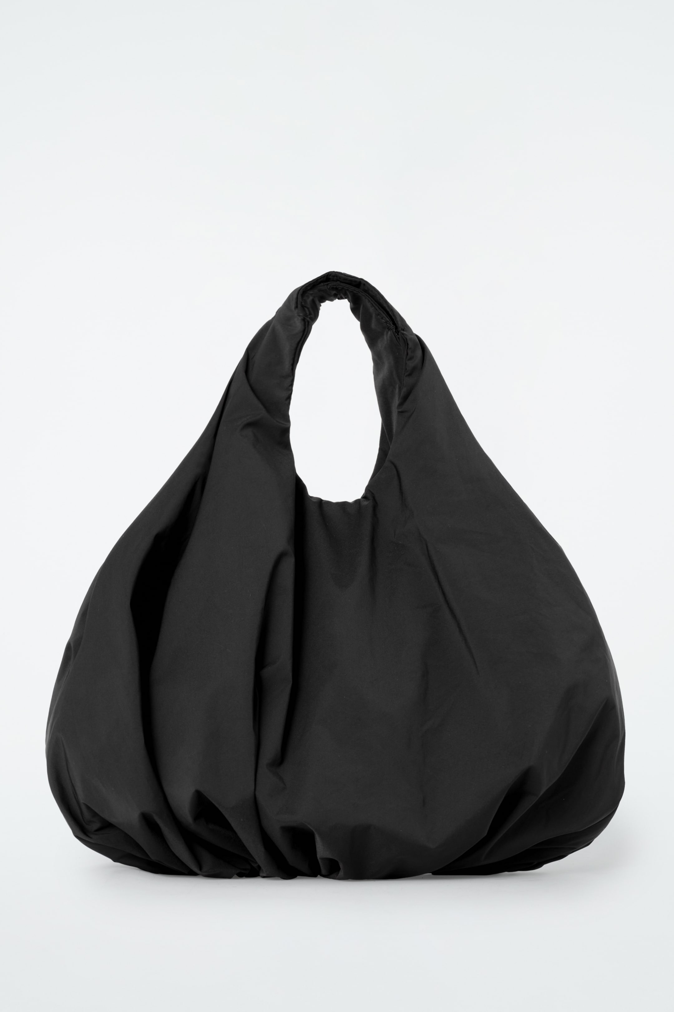 Visa större bild: CLOUD MINI TOTEBAG - SVART - DAM | H&M SE 3