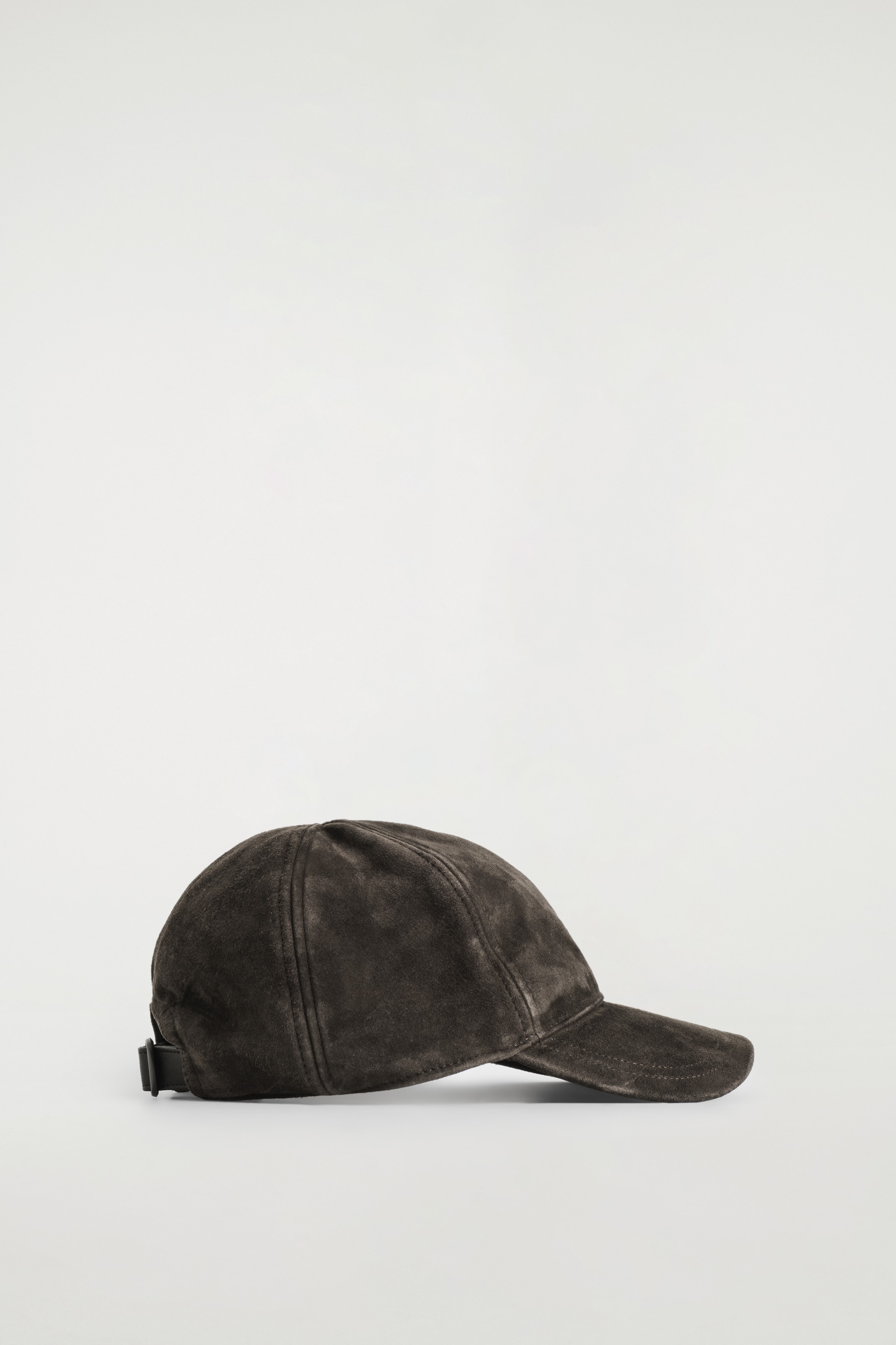 Agrandir l'image: CASQUETTE DE BASEBALL EN DAIM - CHOCOLAT - FEMME | H&M FR 3