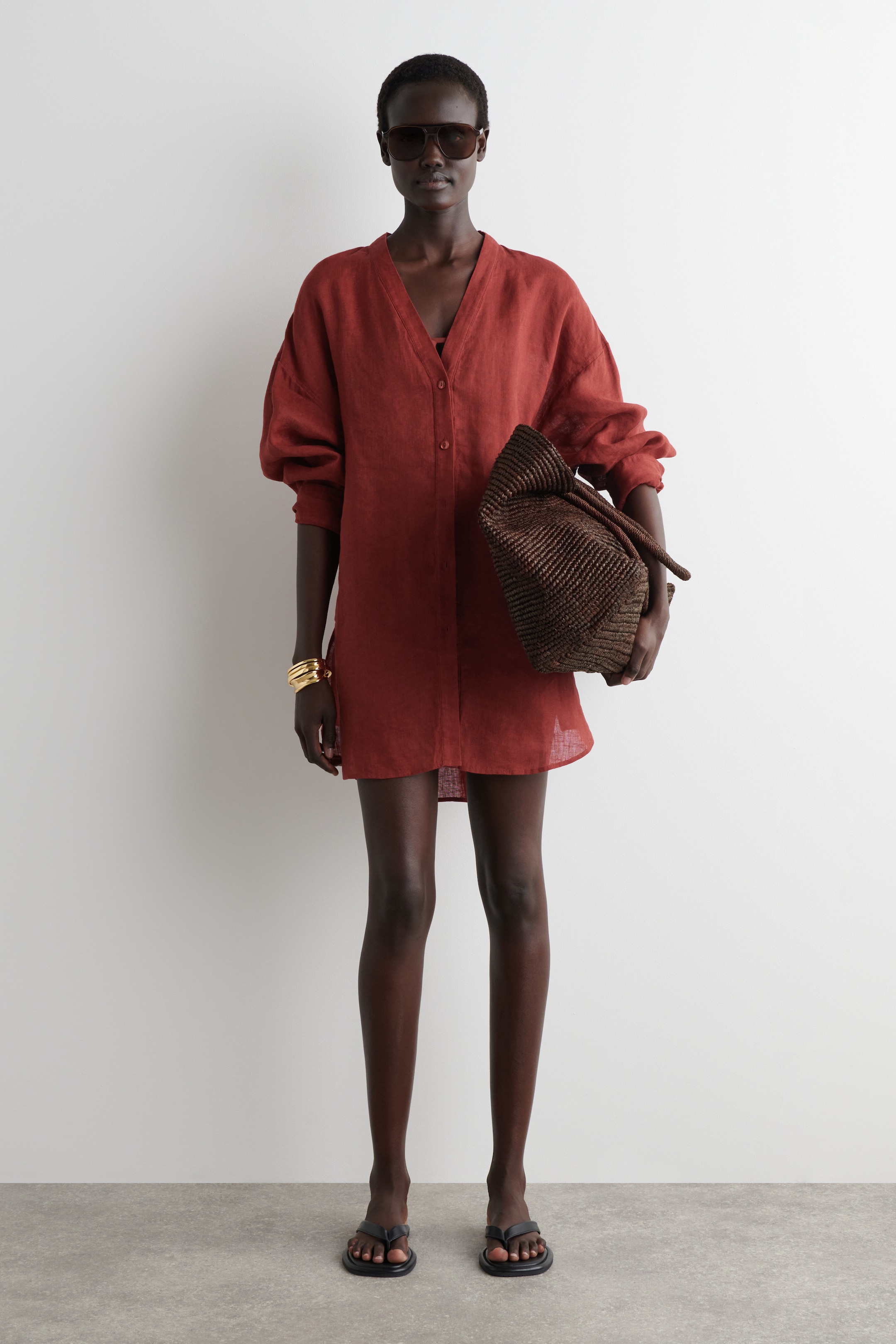 View larger image: OVERSIZED LINEN V-NECK SHIRT - RED - Ladies | H&M GB 2