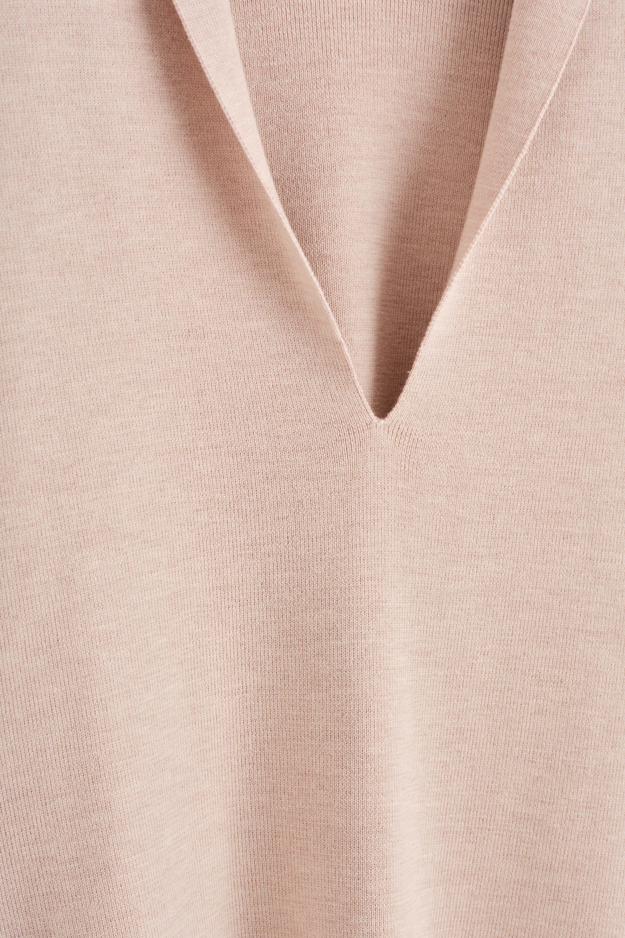 Grösseres Bild ansehen: PULLOVER AUS MERINOWOLLE MIT V-AUSSCHNITT - BEIGE MELIERT - DAMEN | H&M CH 8