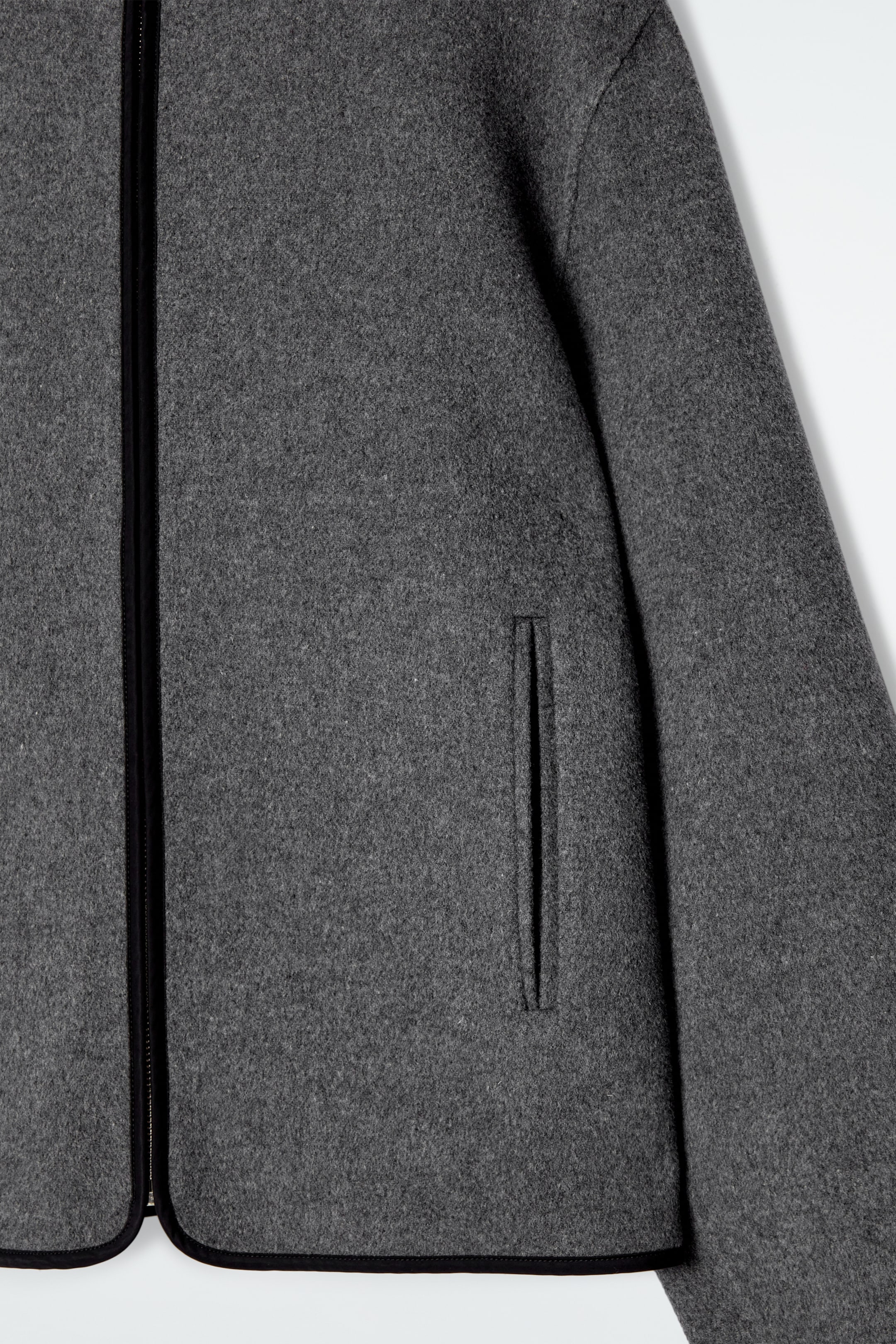 Visa större bild: JACKA I DUBBELSIDIG ULL MED HUVA - GRÅ - DAM | H&M SE 7