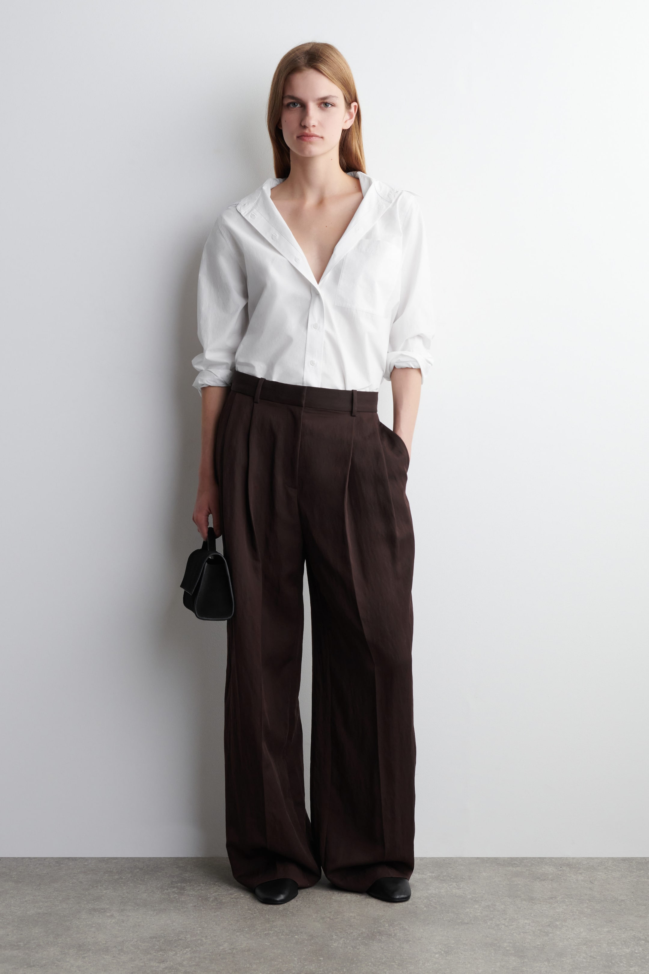 RELAXED FLUID WIDE-LEG PANTS