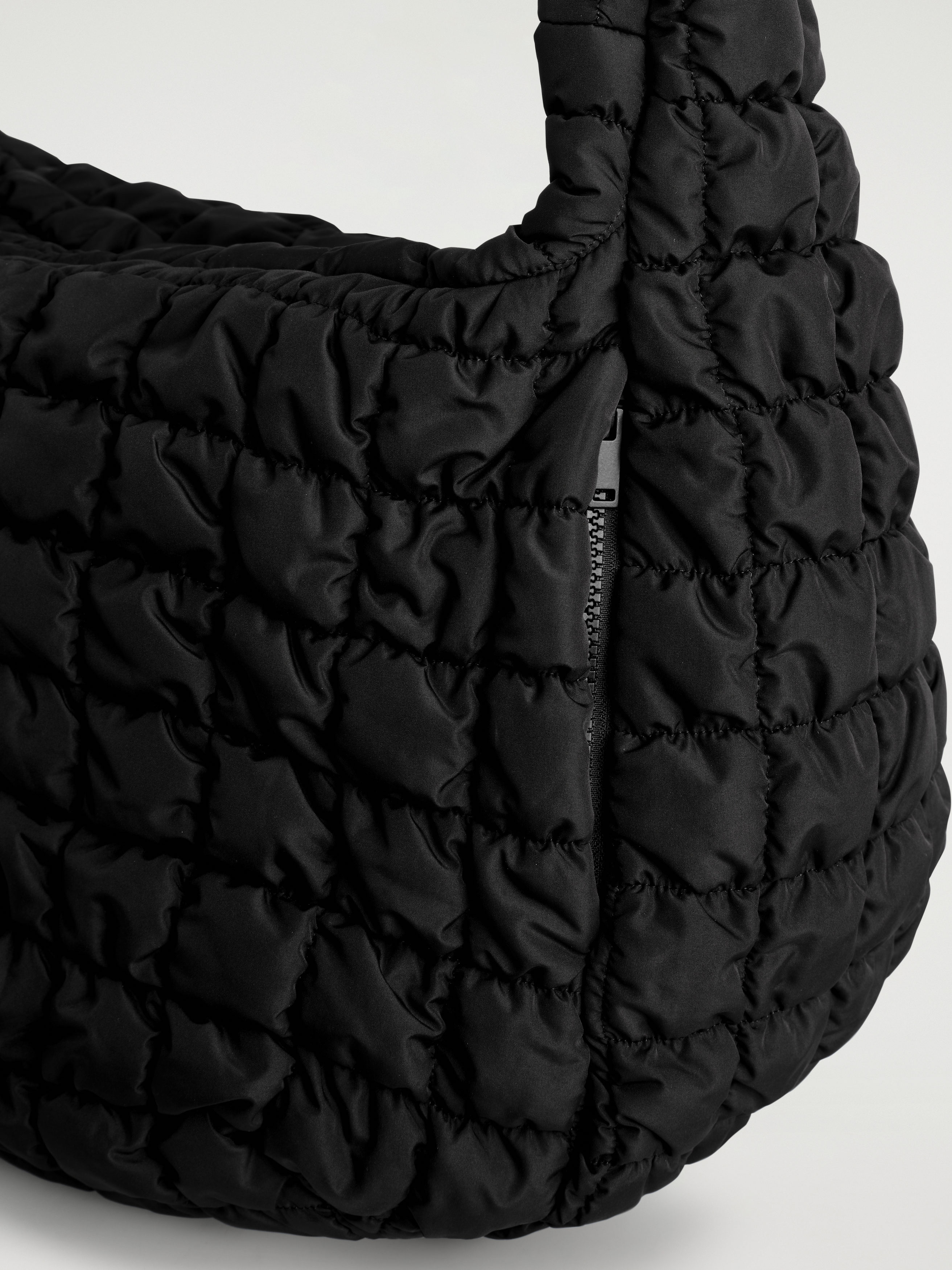 OVERSIZED QUILTED CROSSBODY BAG - BLACK | COS US
