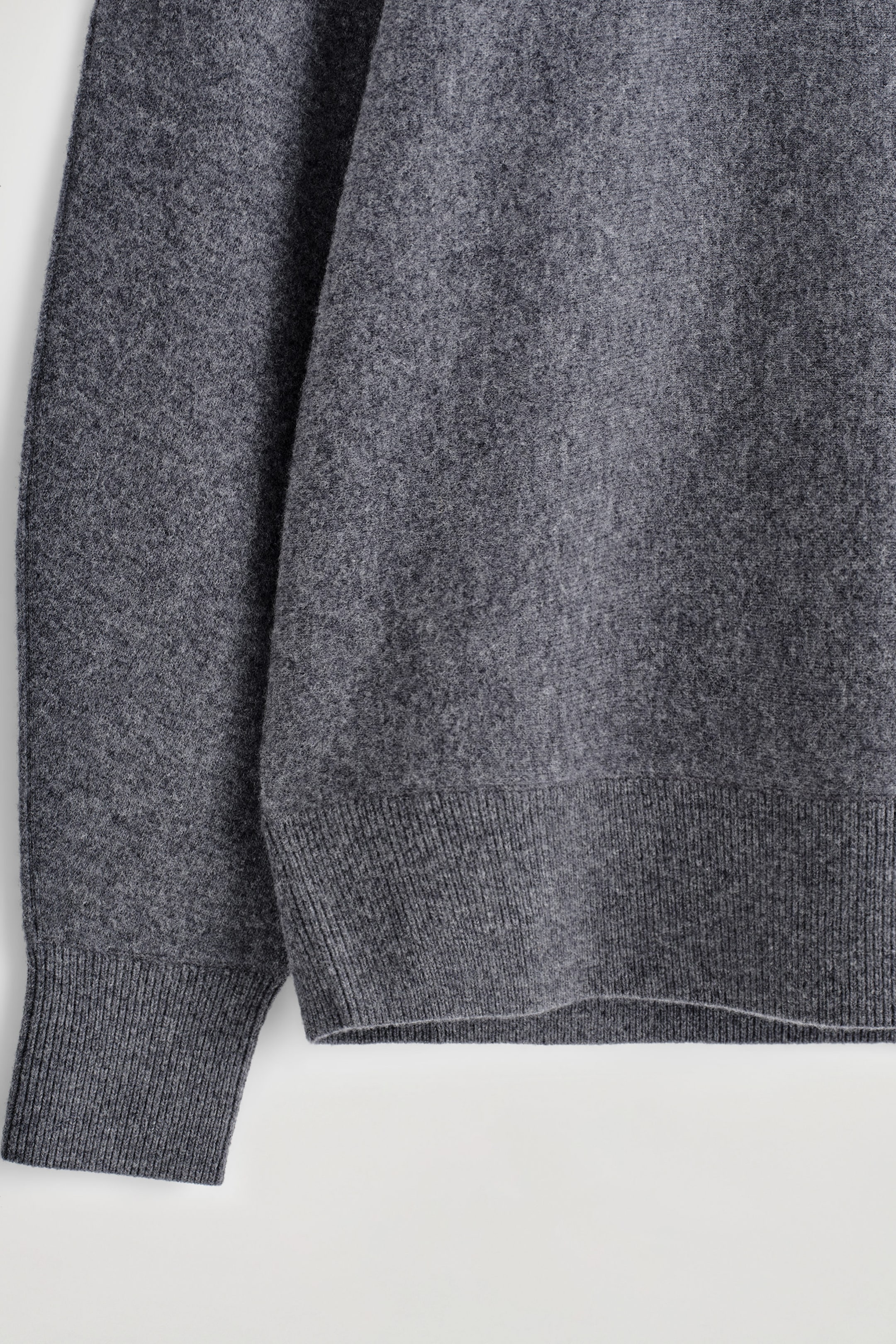ROUNDED DOUBLE-FACED WOOL SWEATER