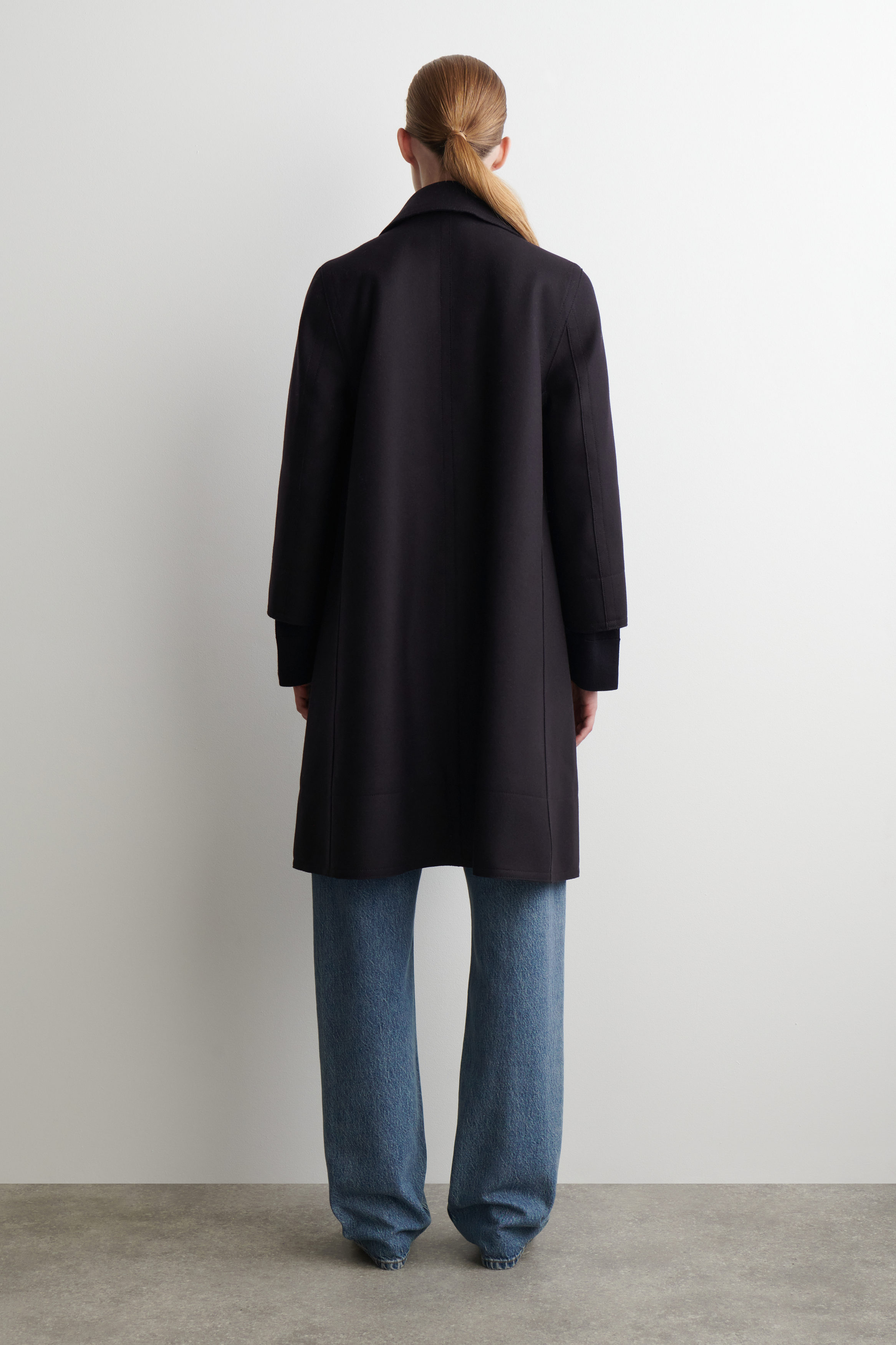 VOLUMINOUS WOOL LONG CAR COAT - NAVY | COS DK