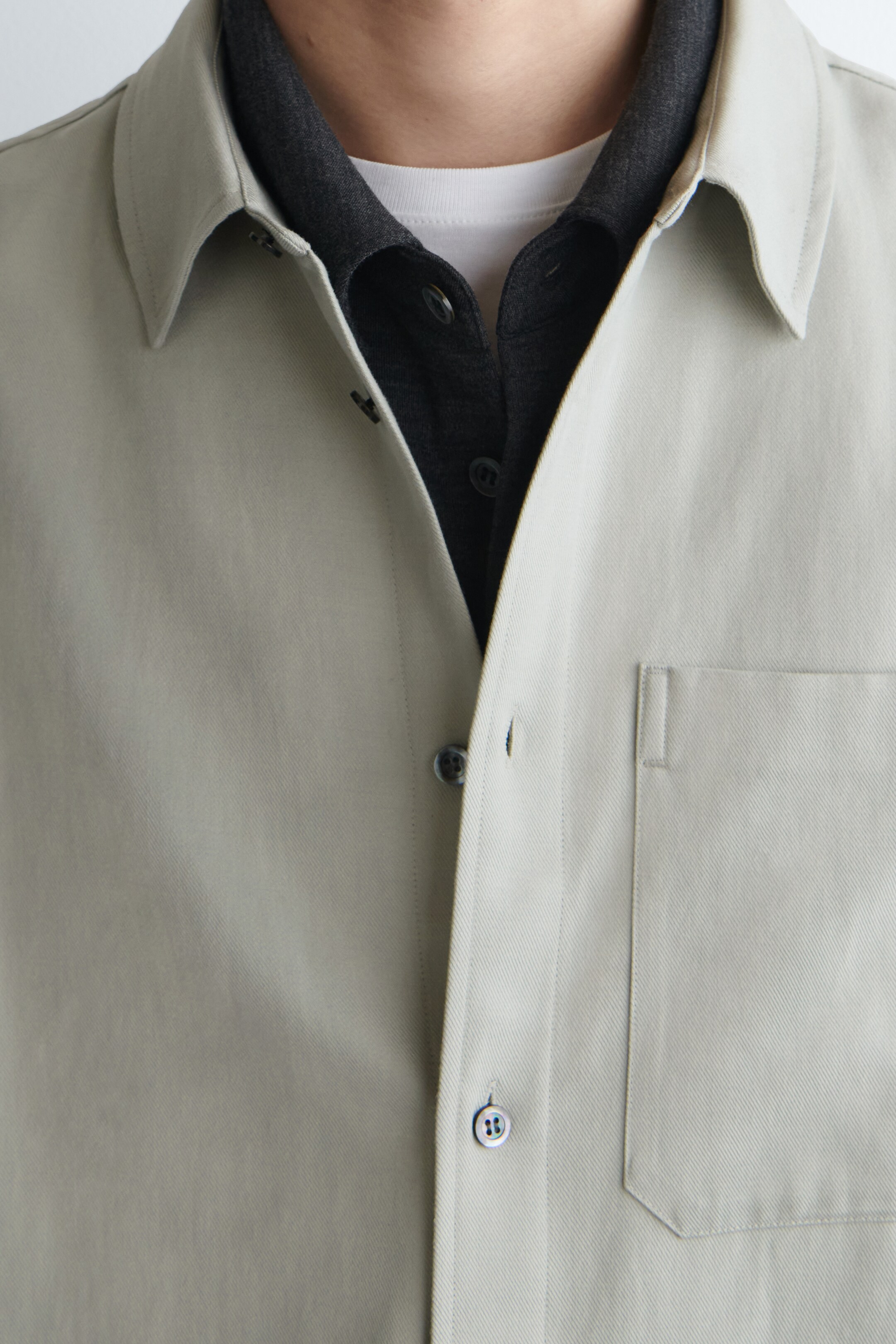 View larger image: RELAXED BRUSHED COTTON-BLEND SHIRT - GREY - Men | H&M GB 4