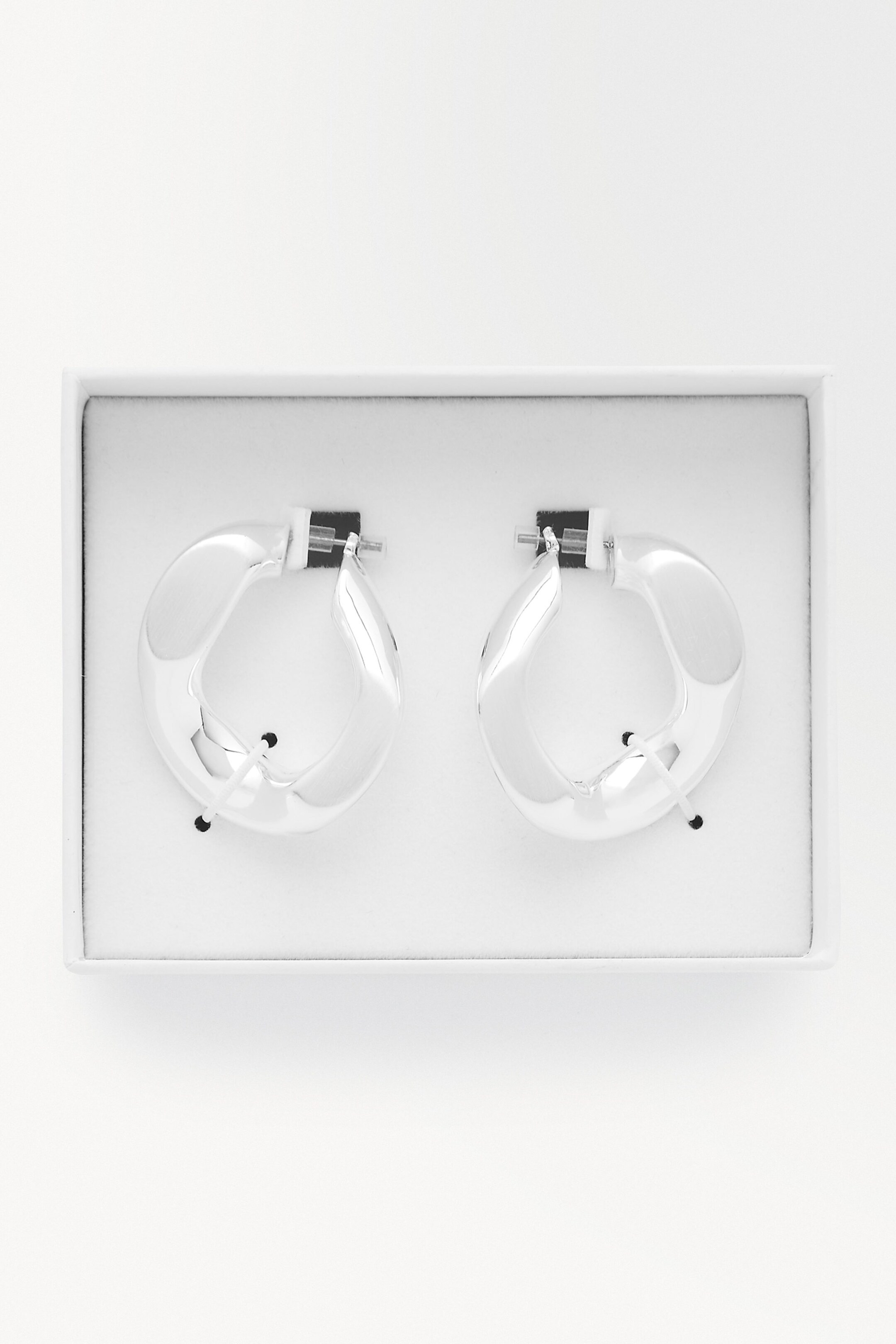 StillMedia/DescriptiveStillLife