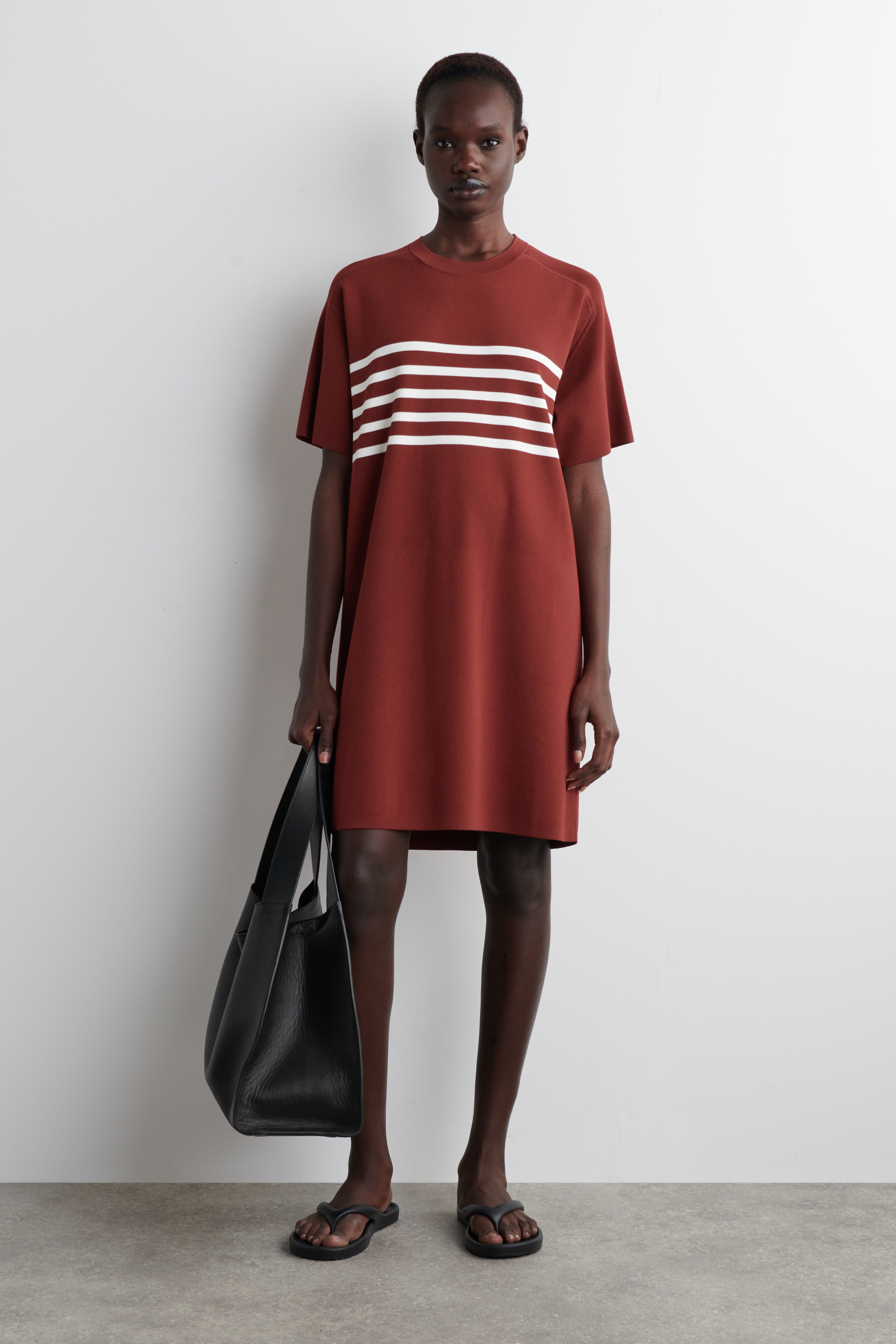 ROCHIE TRICOTATĂ TIP TRICOU - ROȘU / CU DUNGI/MARINĂ