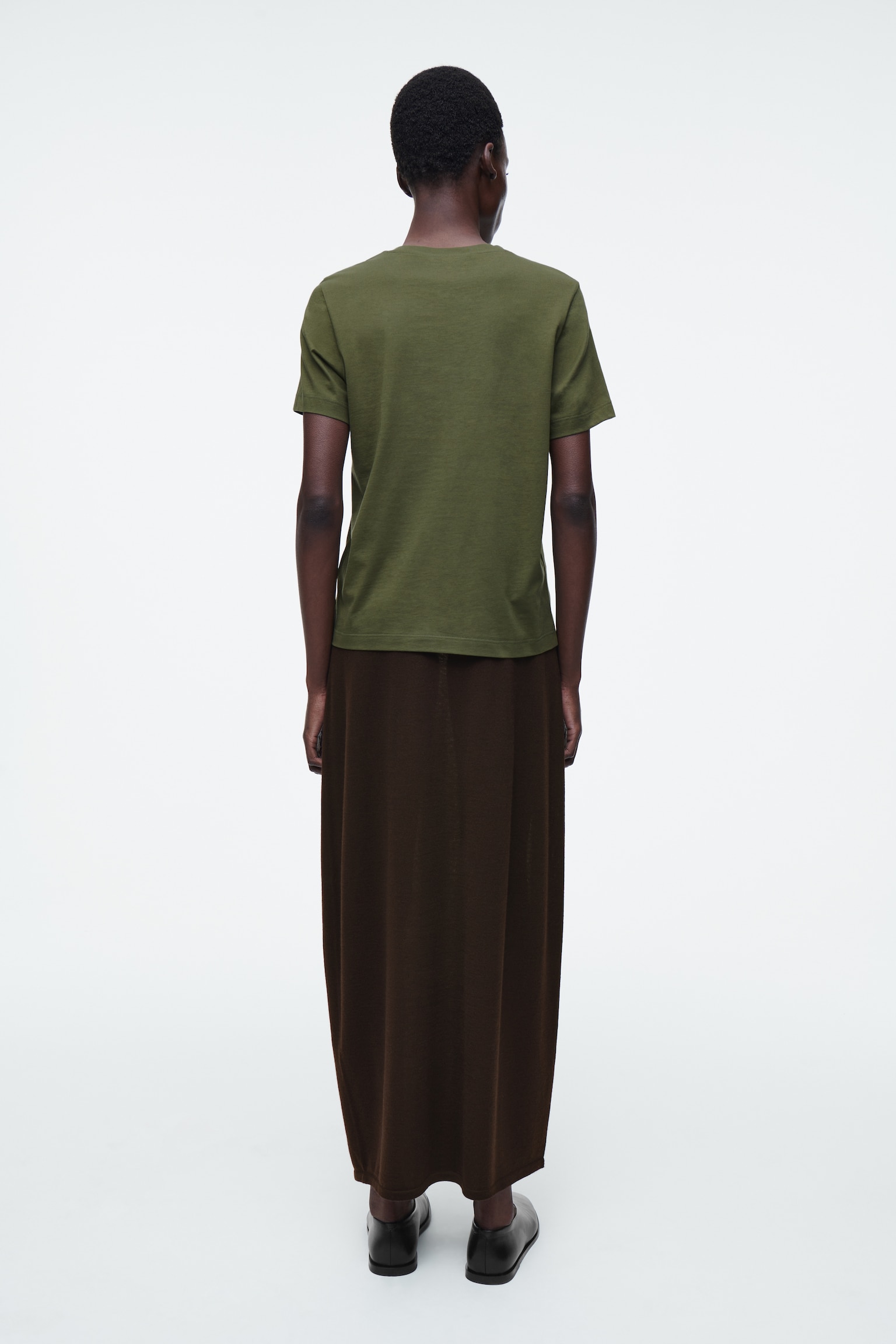 CAMISETA DE ALGODÓN CON CUELLO REDONDO - CAQUI OSCURO/BLANCO/GRIS CLARO JASPEADO/AMARILLO CLARO/AZUL MARINO/NEGRO/AZUL CLARO/BLANCO/RAYAS/GRIS JASPEADO/MARRÓN OSCURO - 3